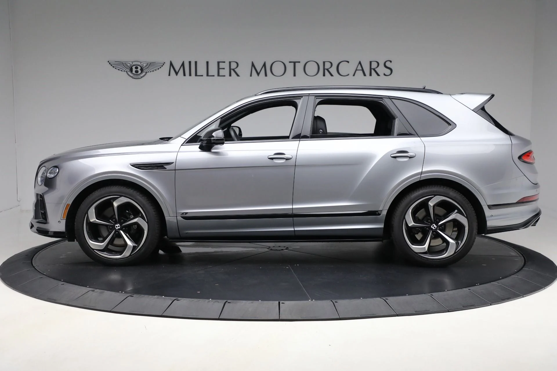 mph002_3298546260_Used_2022_Bentley_Bentayga_S_V8_ce2fe08d6e