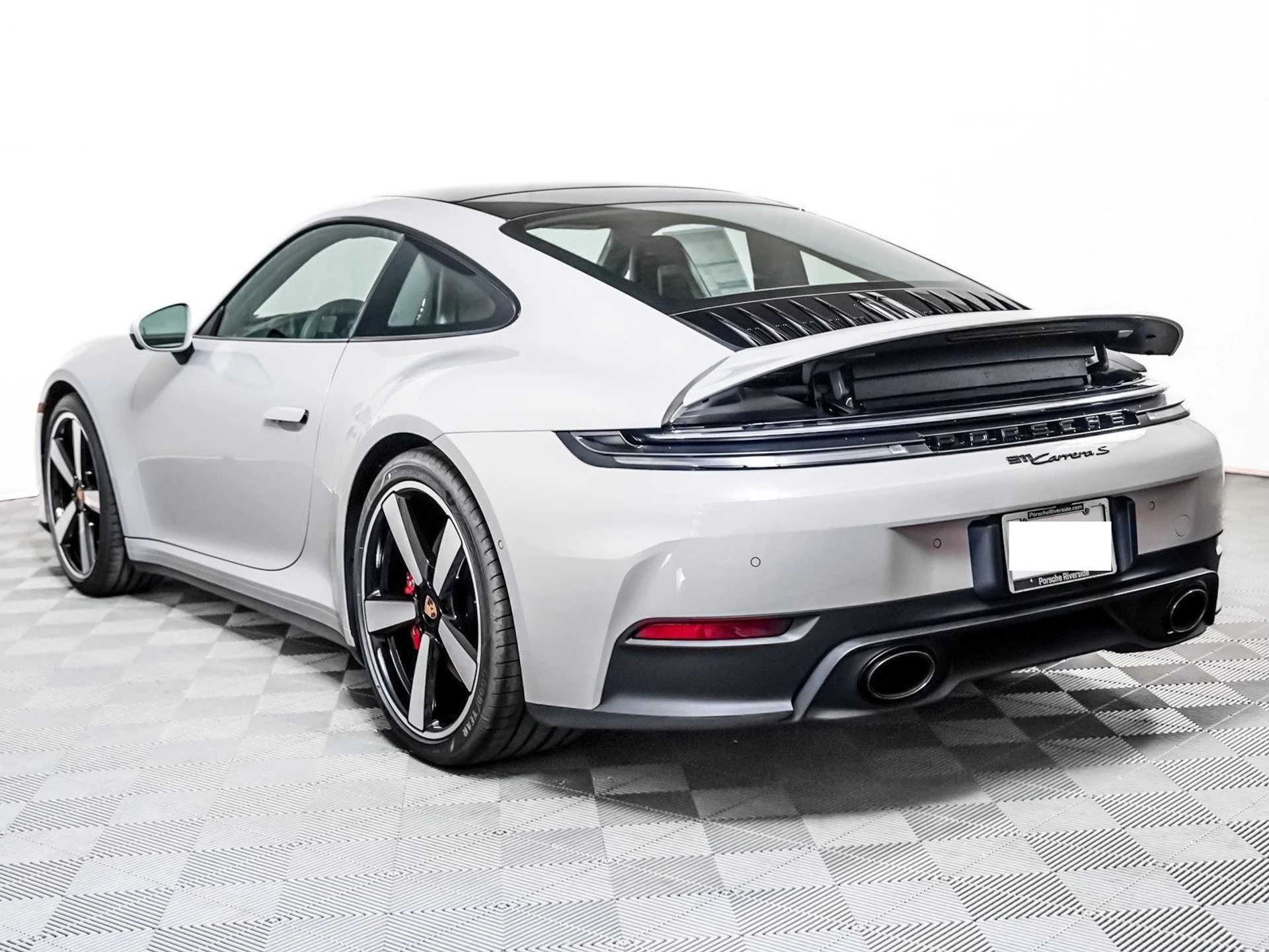 mph002_3301511845_Used_2025_Porsche_911_Carrera_S_1790618485_54e31de9f3