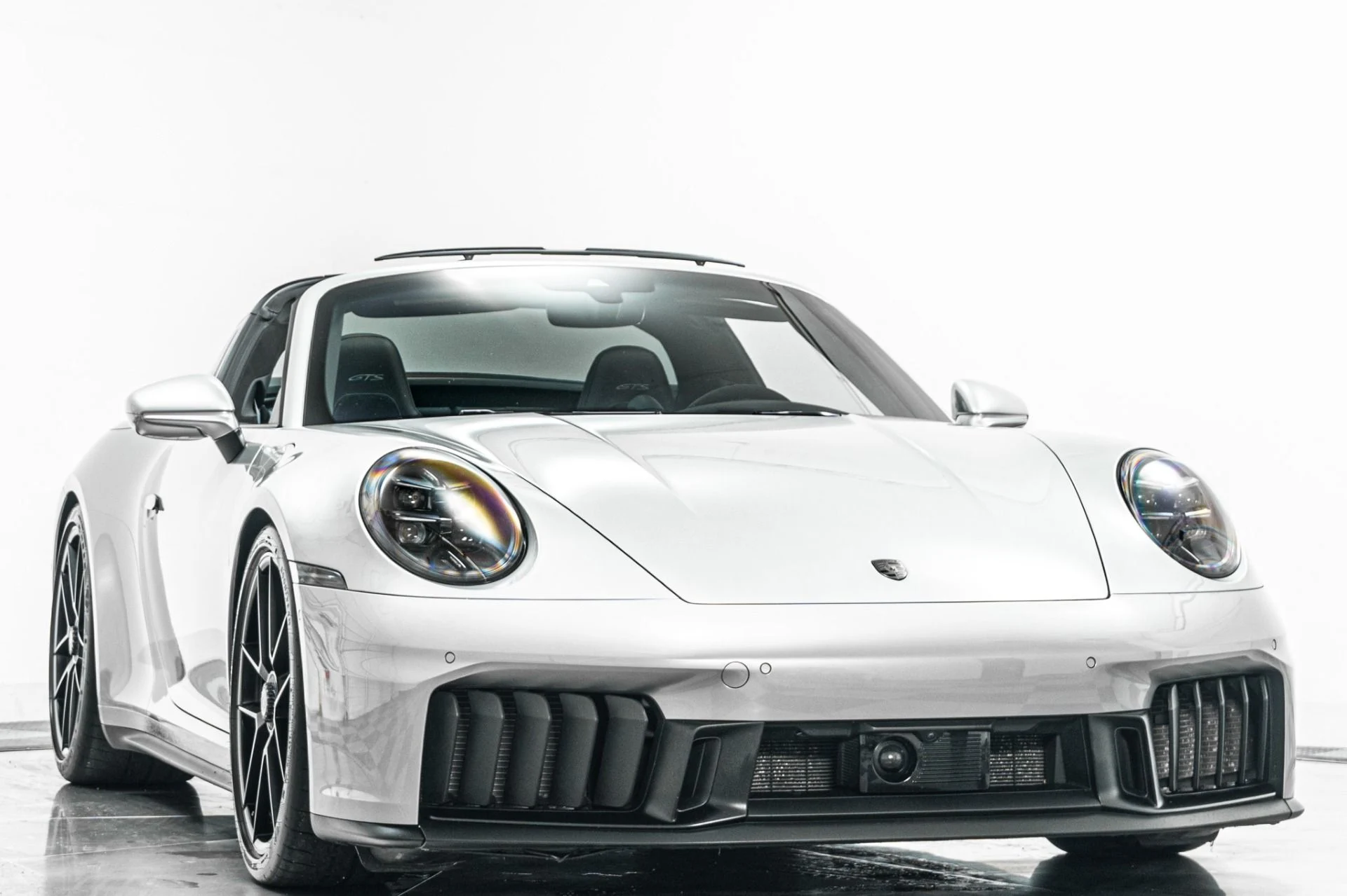 mph002_3302896811_Used_2025_Porsche_911_Targa_4_GTS_1783373195_5488524f6f