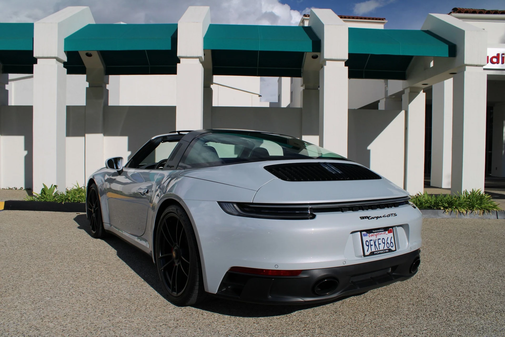 mph002_3308742550_2937f35d147faeb6d258254a1b72aea6x_b0fb6400f5