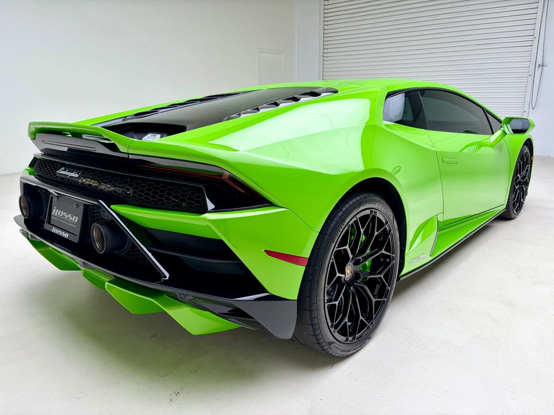 mph002_3308979963_Used_2022_Lamborghini_Huracan_EVO_1777741274_1600233700
