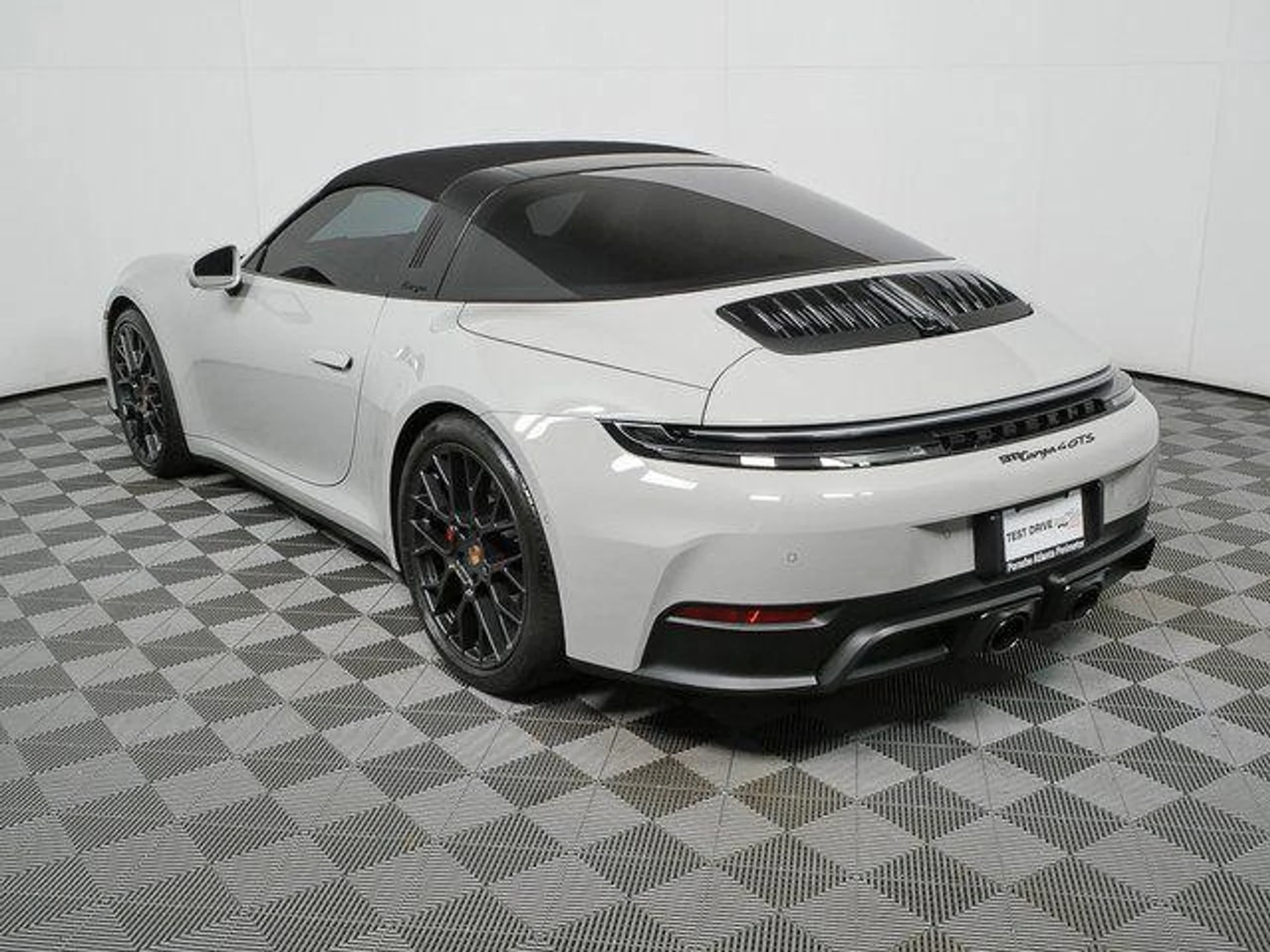 mph002_3314835627_w_MJ_Pqknnh553t_i_Kf_Ez_Tkx_Oj1c_7ad4549dfa