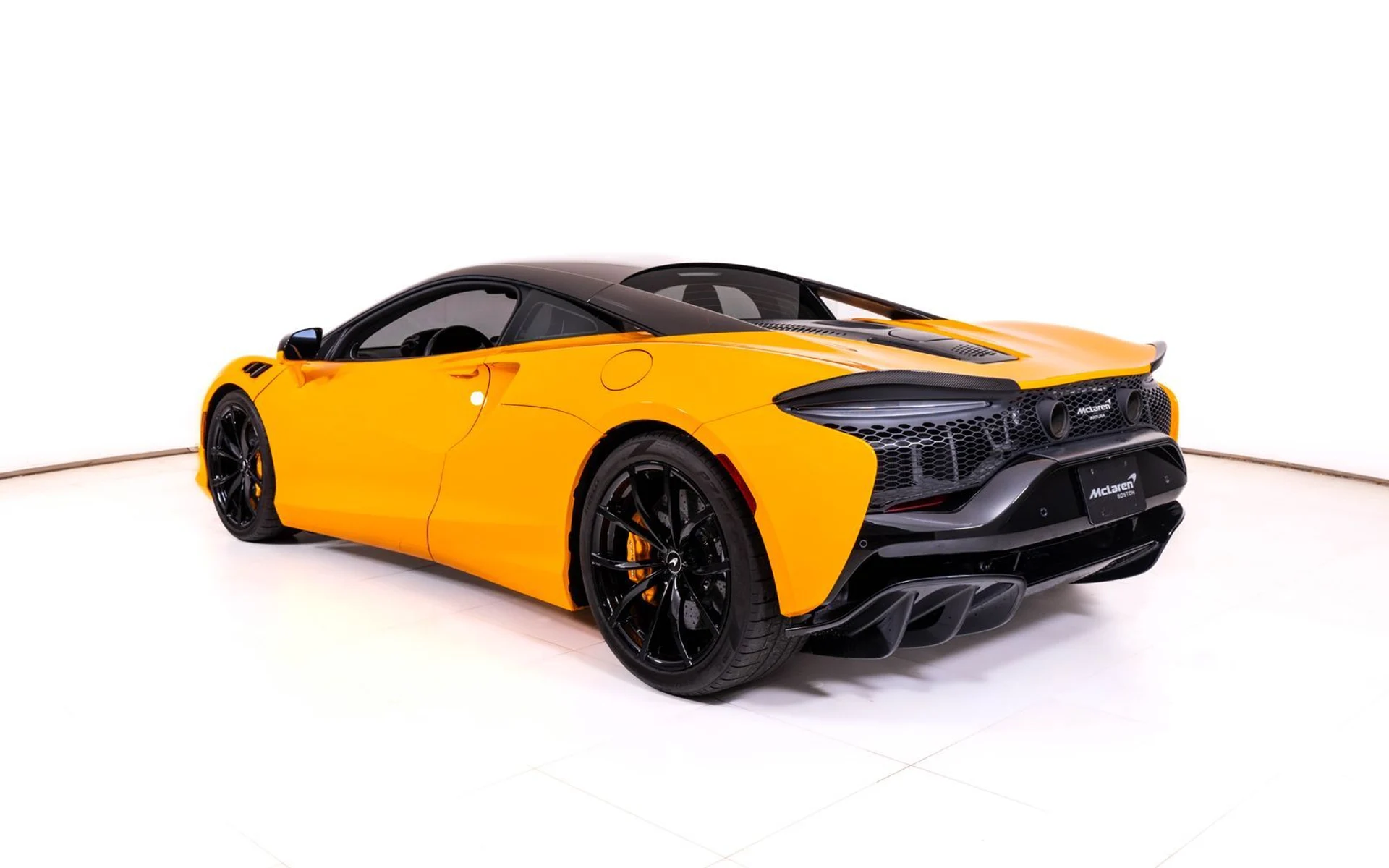 mph002_3316808530_df36472a12329423bec6437dfa125486x_6a360e0325