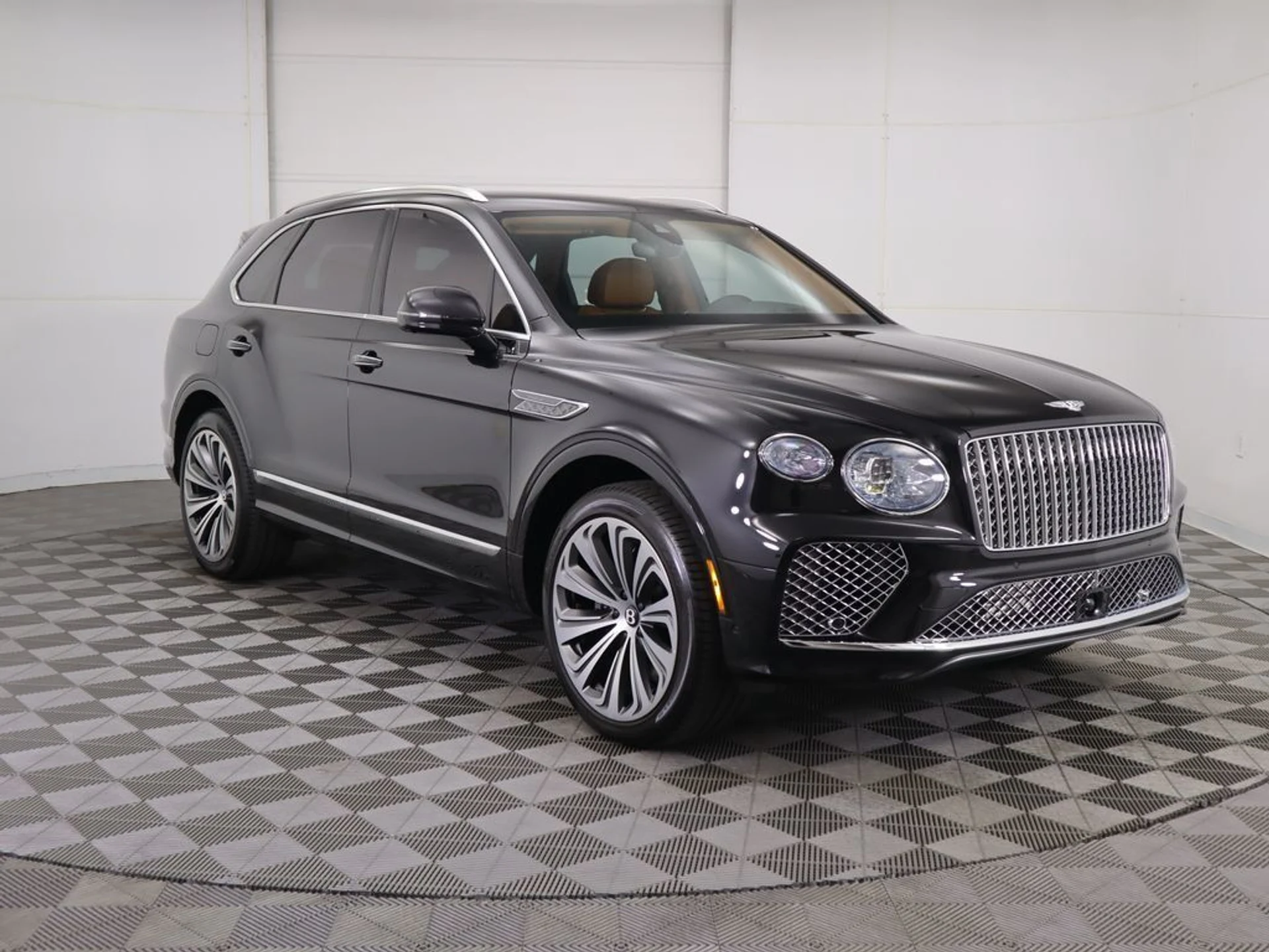 mph002_3317817902_new_2025_bentley_bentayga_v8awd_8119_22910537_3_1024_53bc621e9c