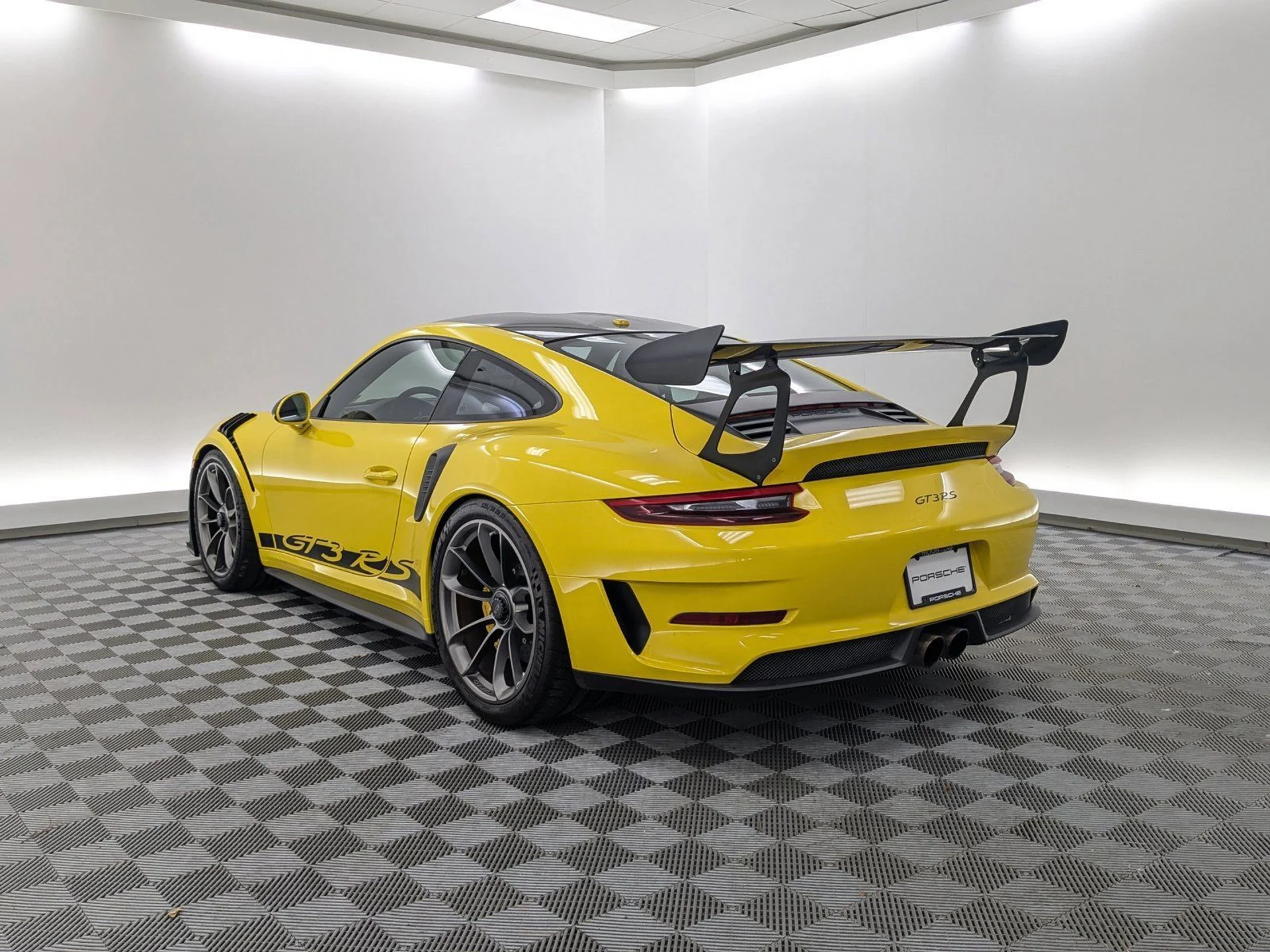 mph002_3319741913_e0db21d1f4dfff96f131a566233aab2ex_85711bddfa