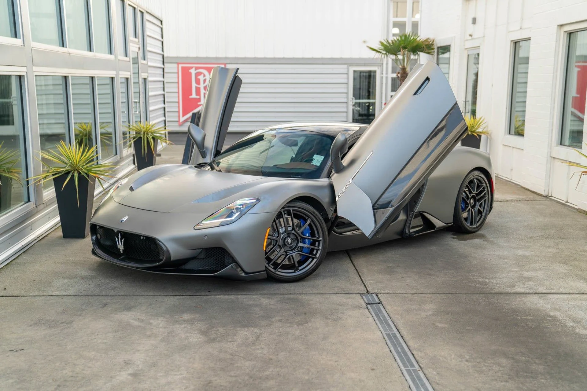 mph002_3325546487_3_6184d2eeab