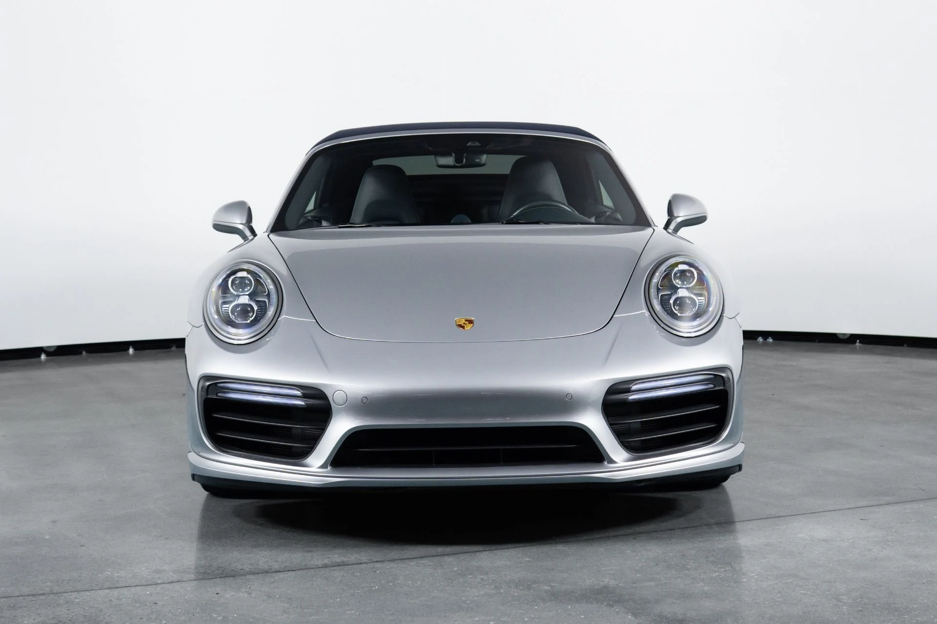 mph002_3328161569_Used_2019_Porsche_911_Turbo_S_1782003484_992e006235