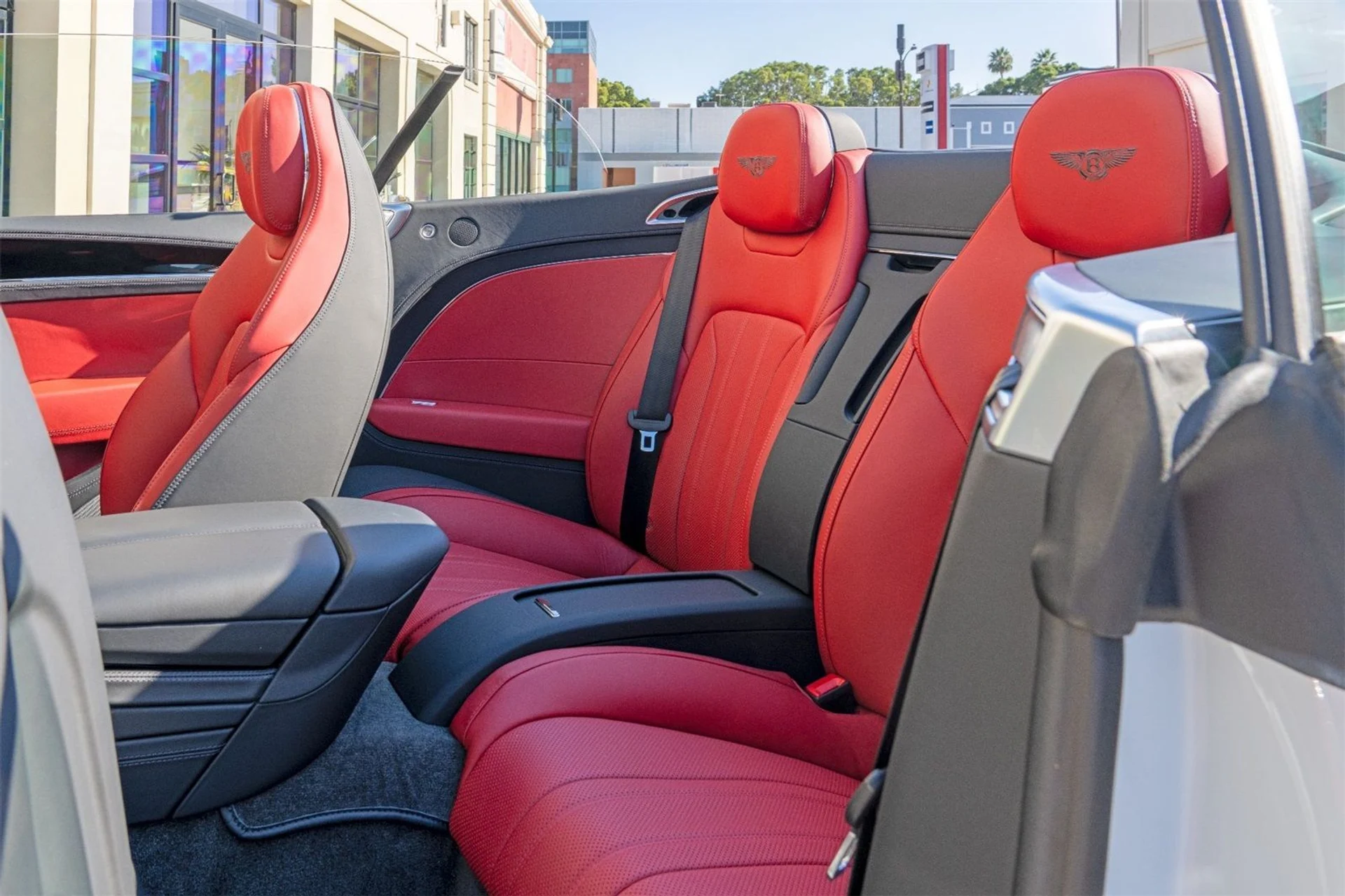 mph002_3328235196_01c045bd1a0397460760dd3acc6b35e4_0869b1a47a