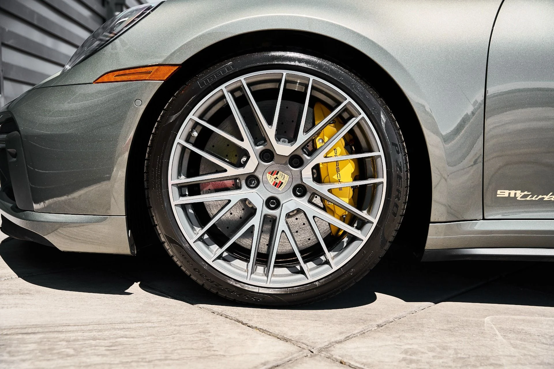 mph002_3339519718_Used_2023_Porsche_911_Turbo_S_1777011033_8740baa3cd