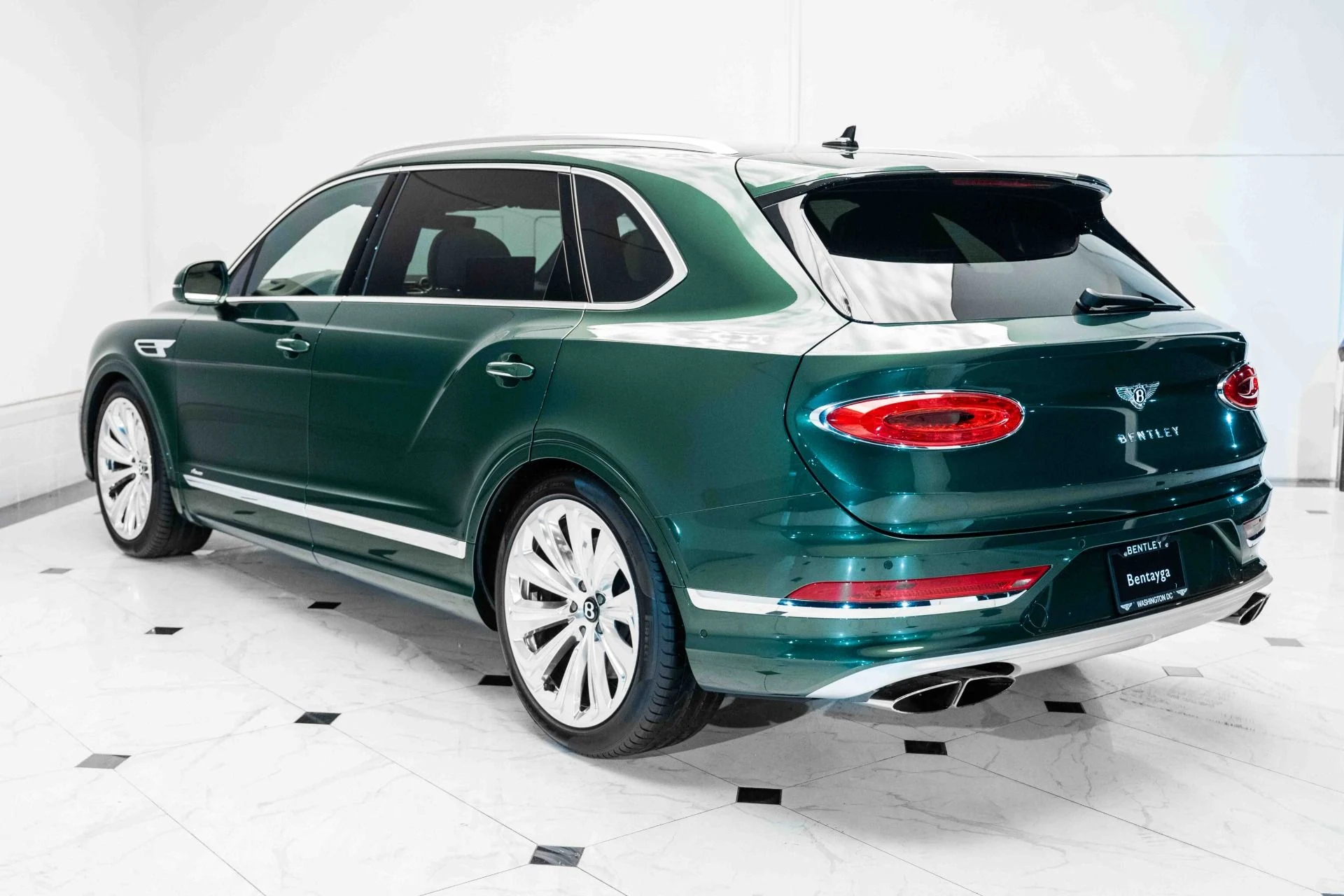 mph002_3340314921_Used_2023_Bentley_Bentayga_EWB_Azure_V8_1716828034_760ed6b1c8