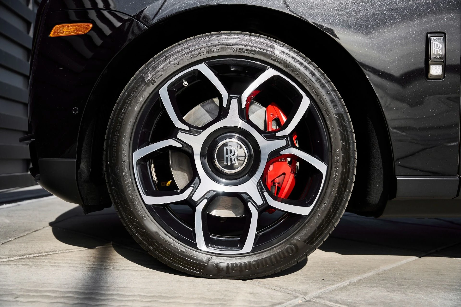 mph002_334153344_Used_2021_Rolls_Royce_Cullinan_Base_1770692140_0f4658221a