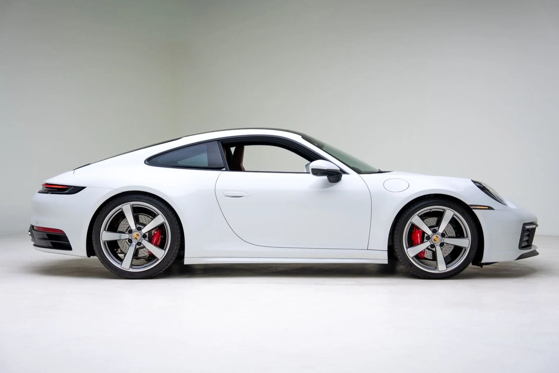 mph002_3346265877_Used_2024_Porsche_911_Carrera_4_S_1768935320_9ae4495ef7