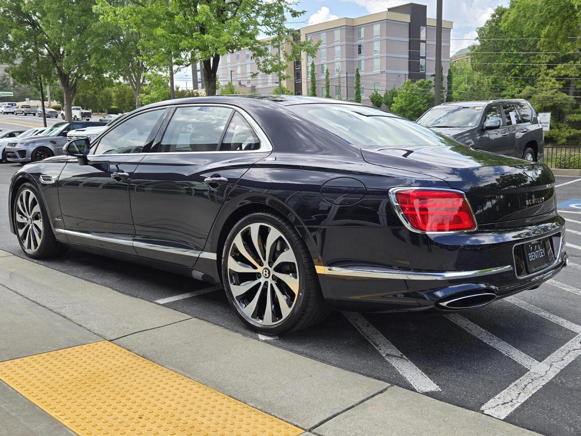 mph002_3354968698_722692a55a26bee53ad3eefbb083cda1x_49a9912586