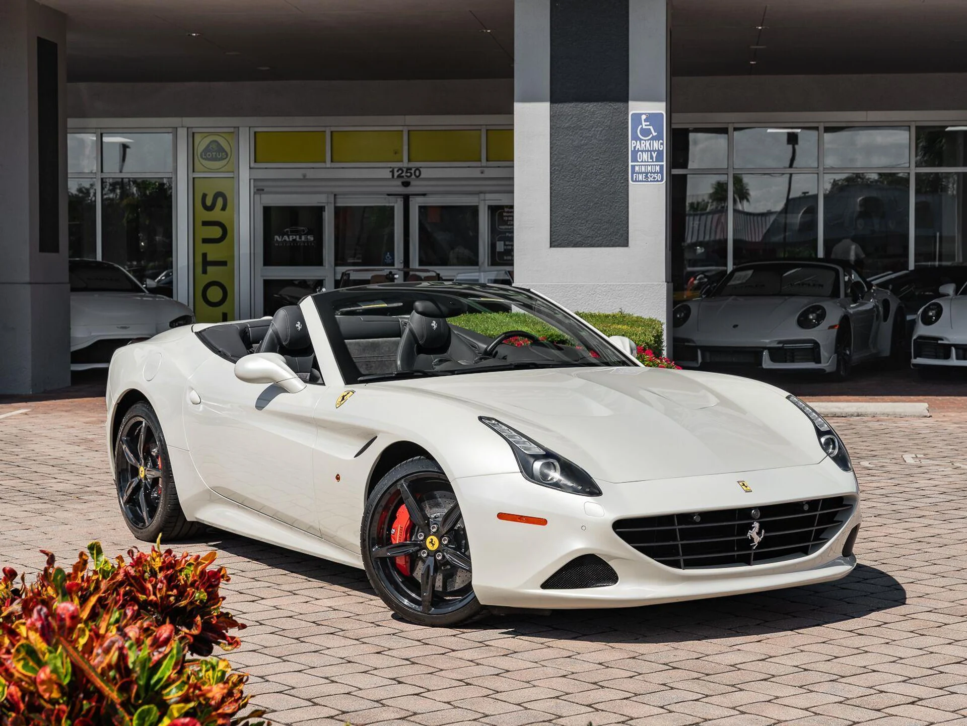 mph002_3357006414_Used_2015_Ferrari_California_T_1793034425_3ff6fda49f
