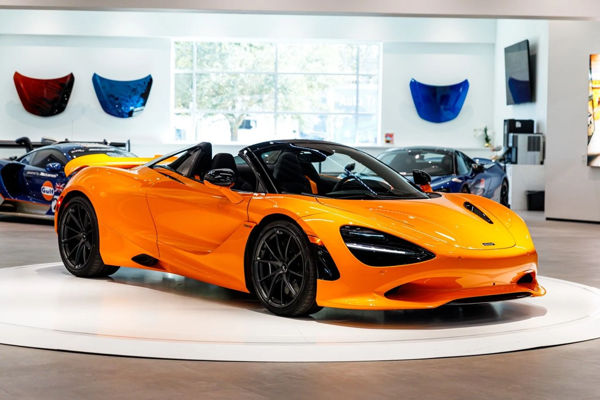 mph002_3362935447_651_p3_l_5511066199