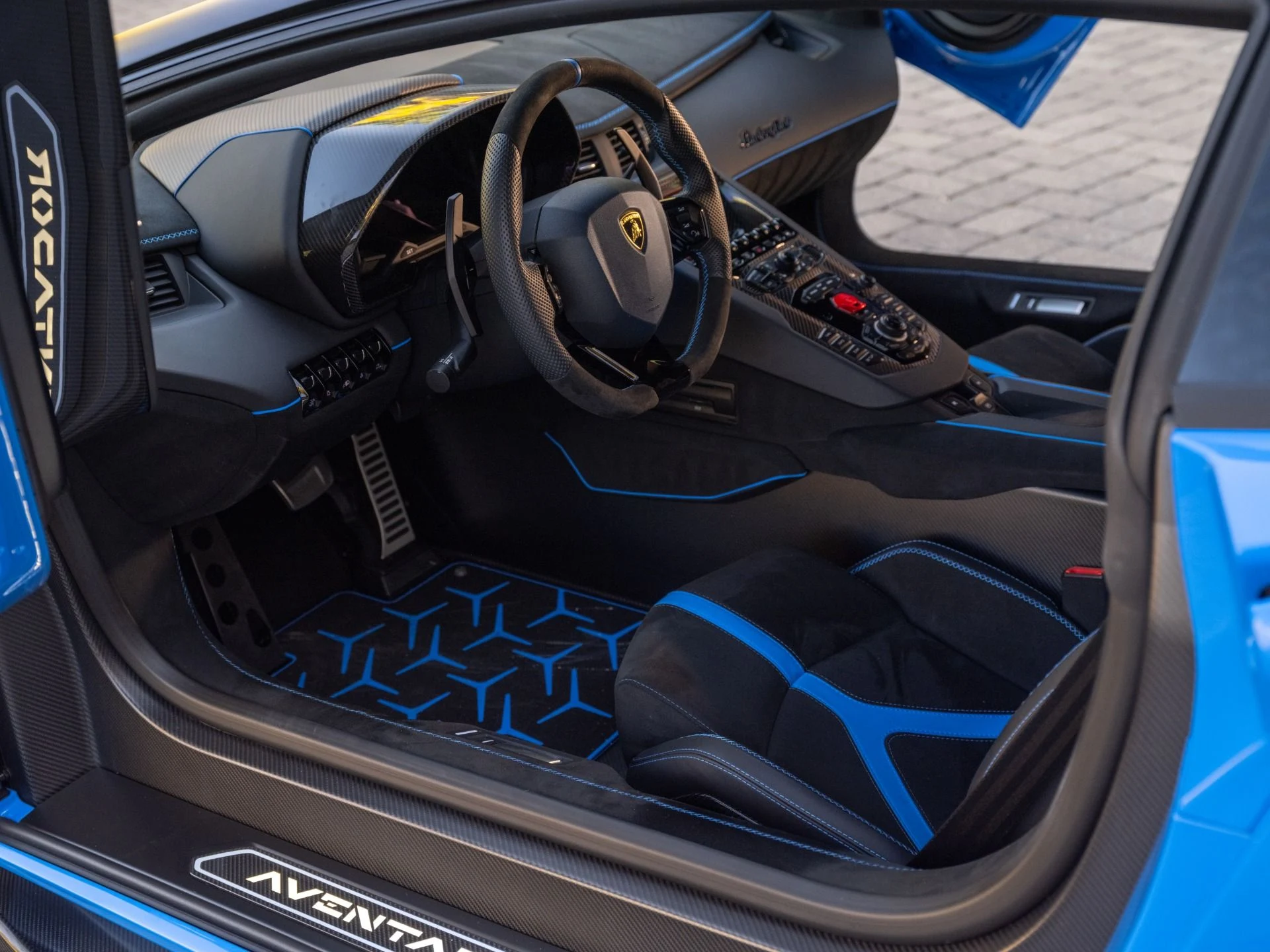 mph002_3378236687_Used_2020_Lamborghini_Aventador_LP_770_4_SVJ_1785437640_b381bfac31