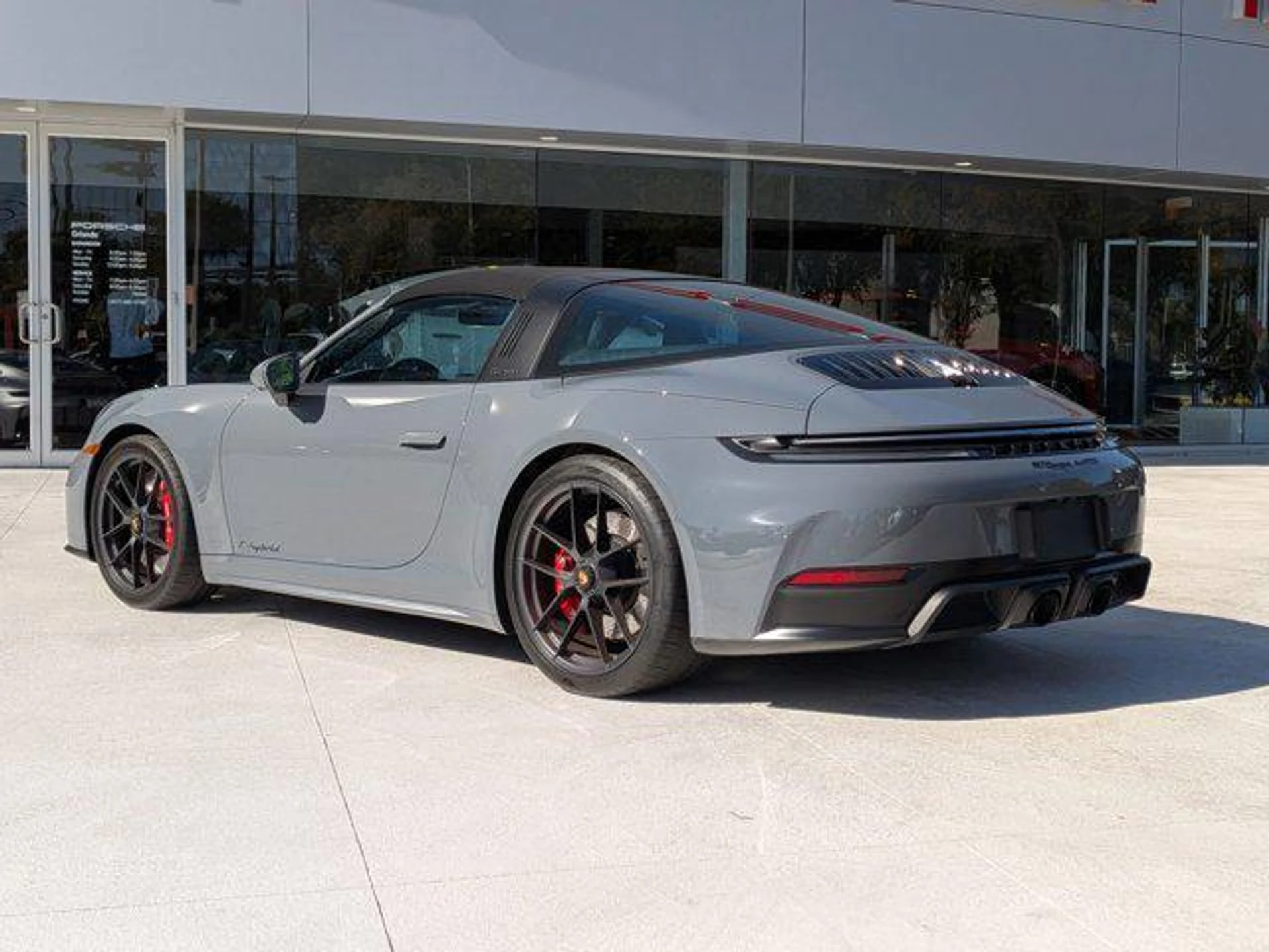 mph002_3381237984_3okq_J_sn_x2_AF_Tn_ESHZN_05_Ee4s_4bed0b96af