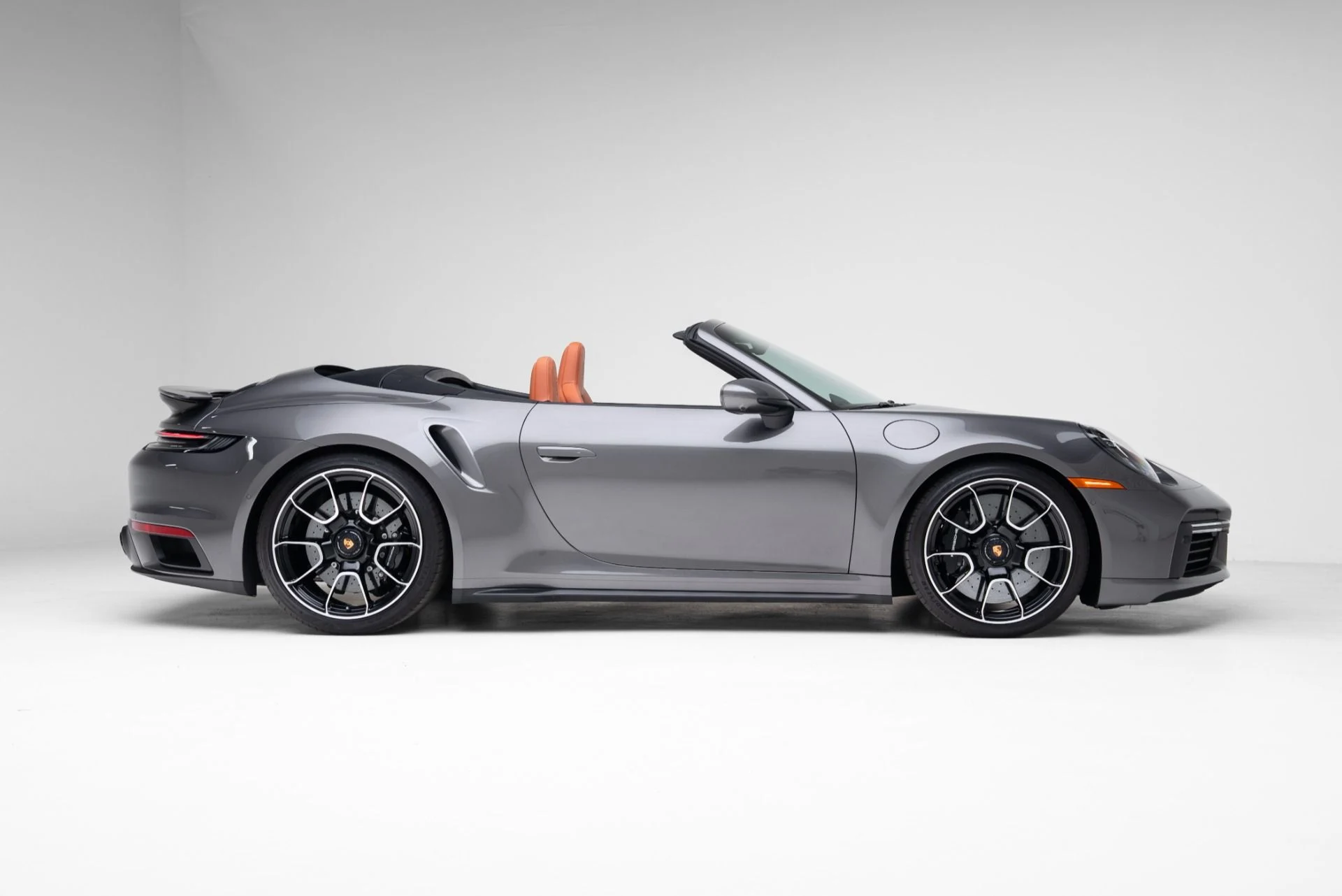 mph002_3387649869_Used_2024_Porsche_911_Turbo_S_1770940586_e949335282