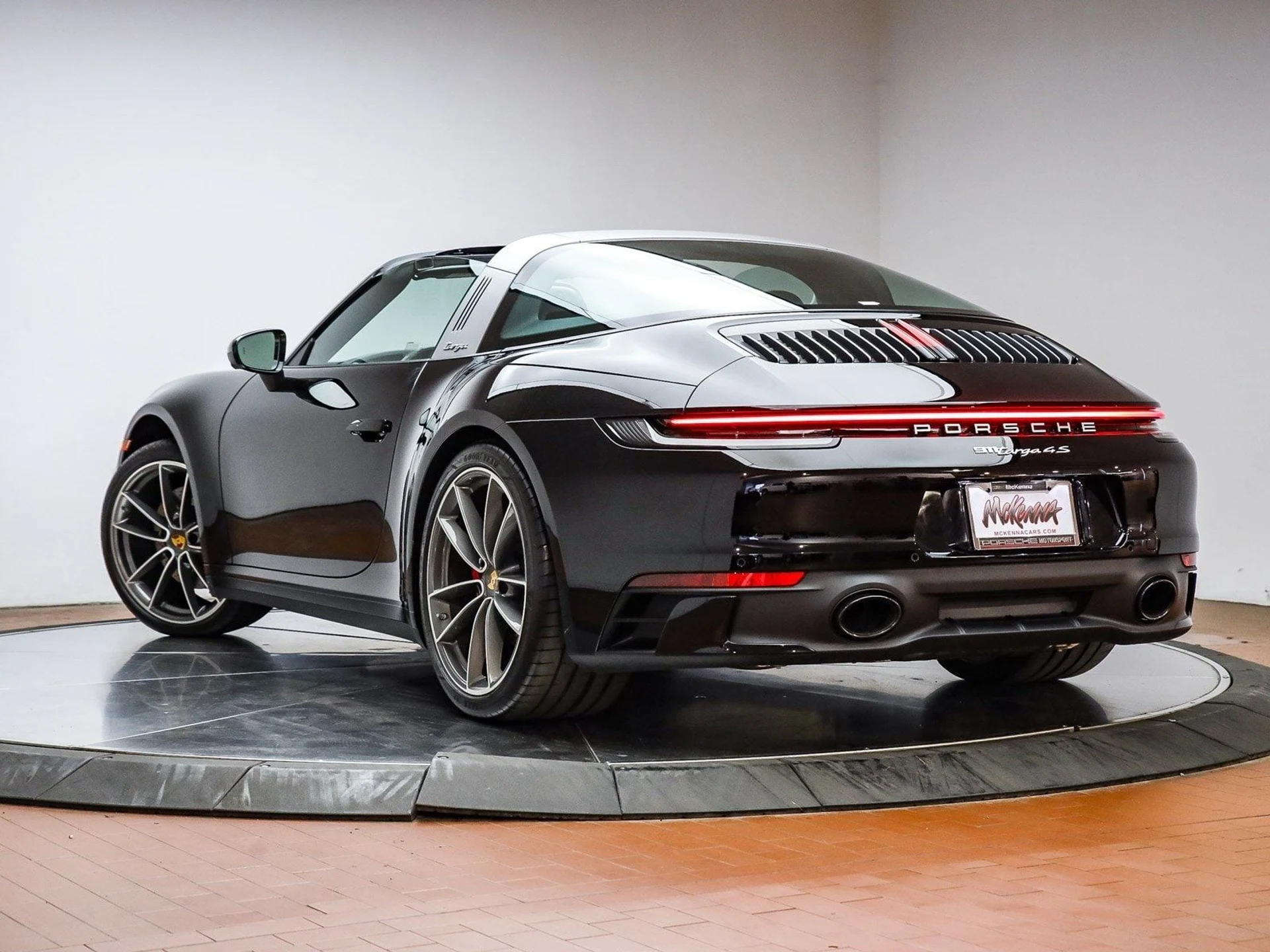 mph002_3394312812_b019c98cd465e1acccff0bc08a809f52x_8b9a181404