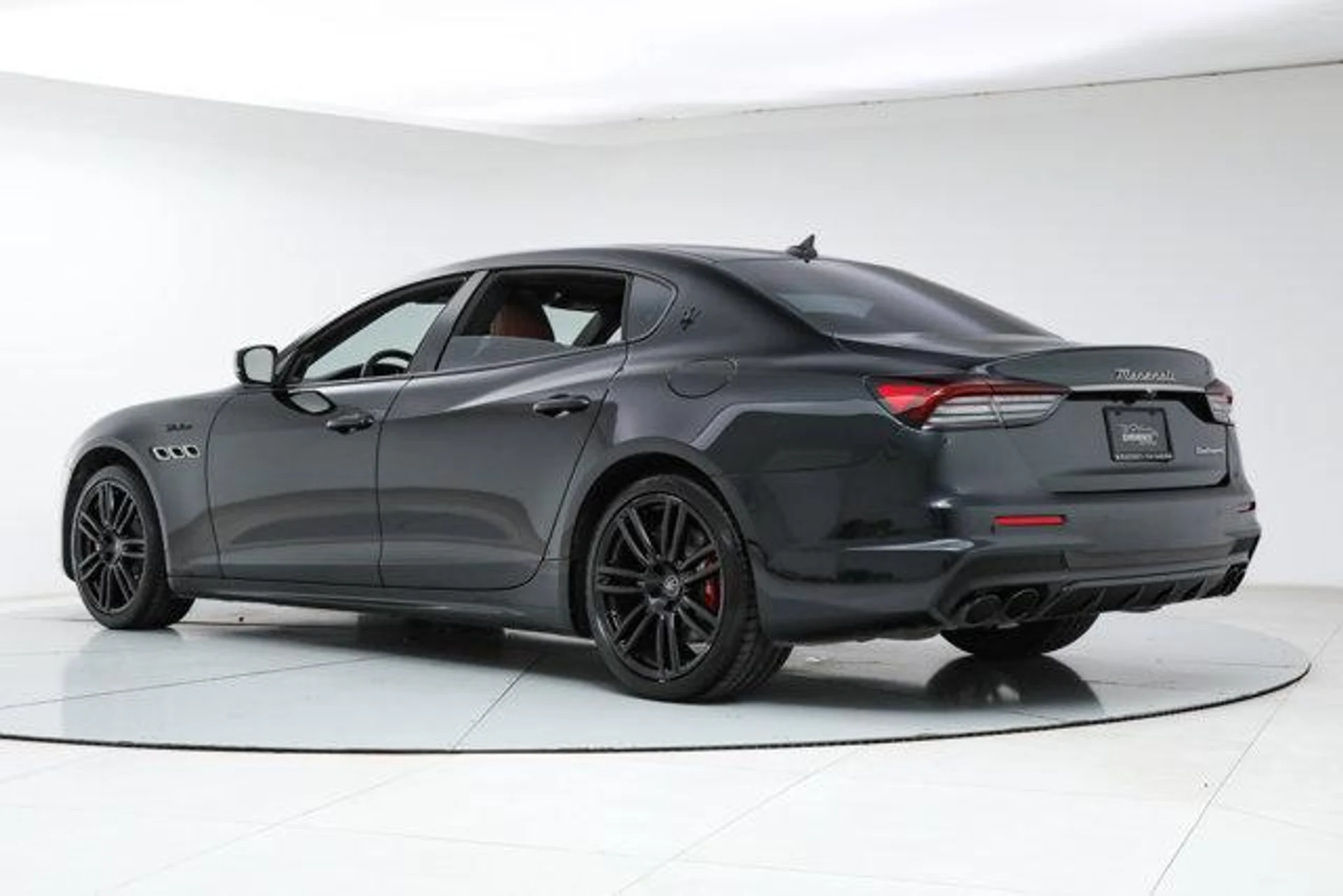 mph002_3394443327_nzg_Iiq_Aw405y_Unyepg_Q_Bq_Cq_OF_04_c1126ca66e