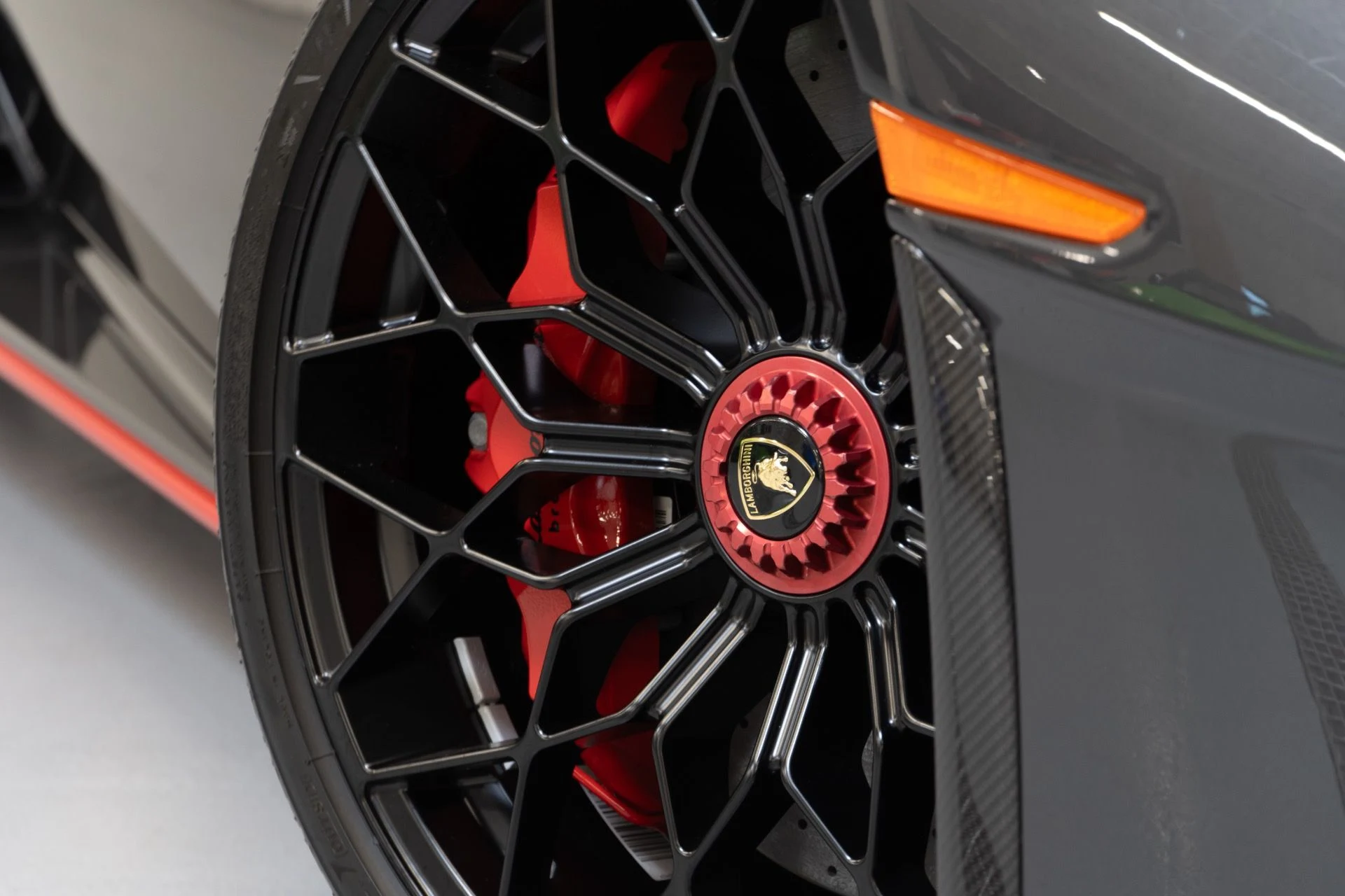 mph002_3401349487_Used_2023_Lamborghini_Huracan_STO_1759172938_7fd444886c