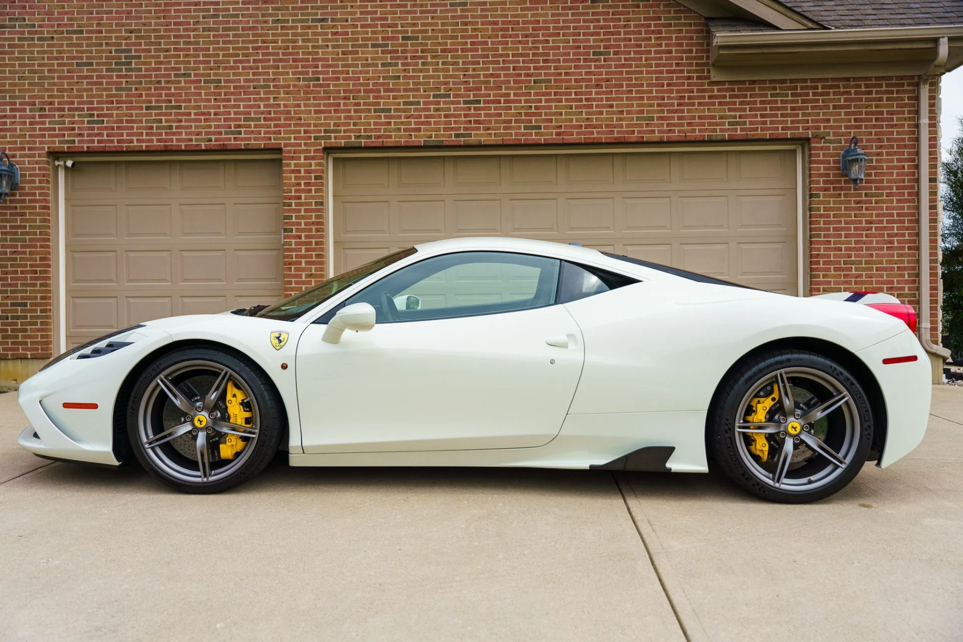 mph002_3404167793_Used_2015_Ferrari_458_Speciale_1754332080_b154812e21