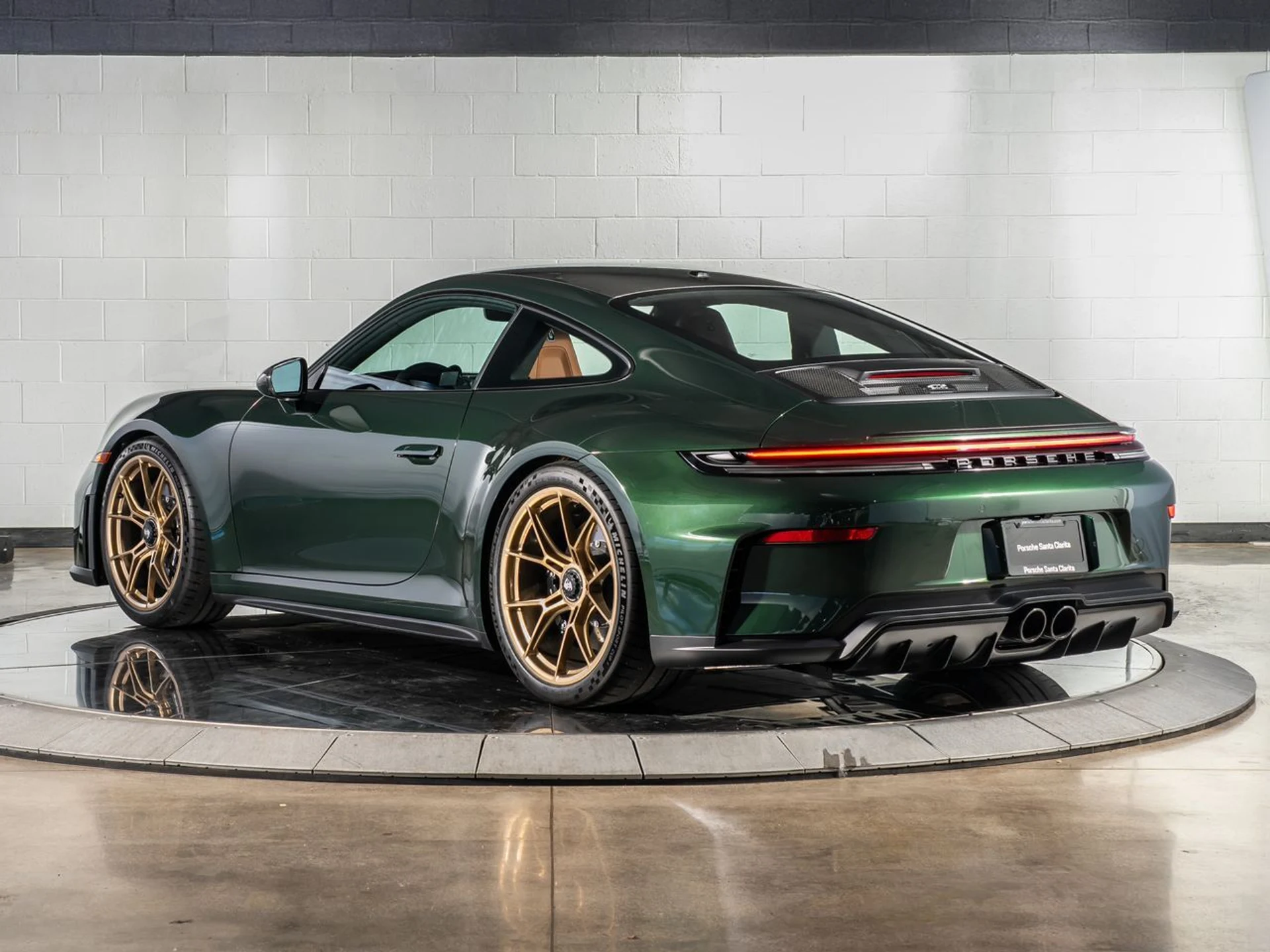 mph002_3416072869_2d6a4ed418c55678d2c25779ac5aed57_829650e63f