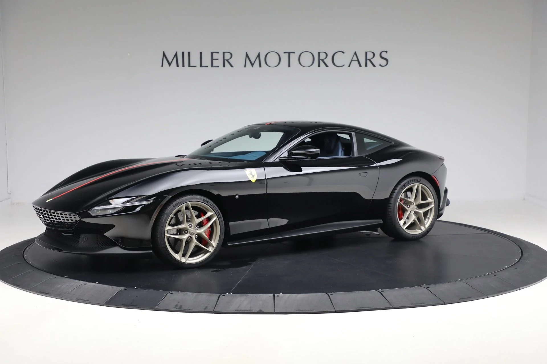 mph002_3428208857_Used_2022_Ferrari_Roma_74d764eb89