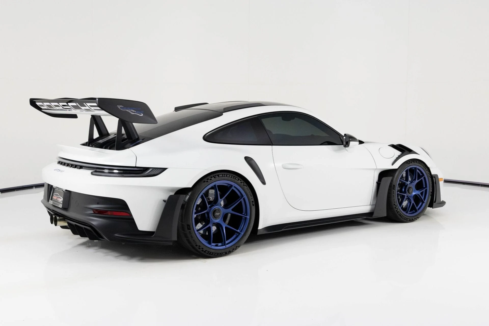 mph002_3431326906_Used_2024_Porsche_911_GT_3_RS_1763426455_943e51c455