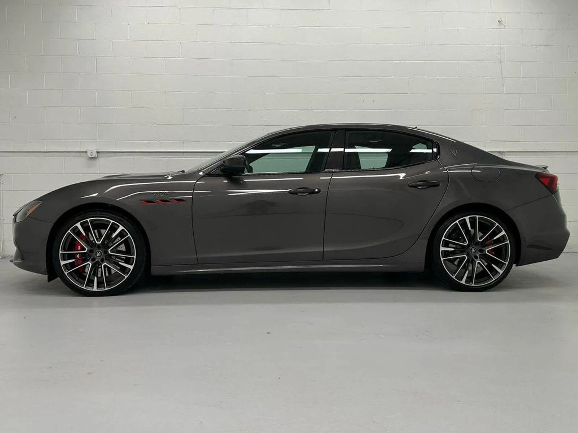 mph002_3432238339_C_Xrz_ELQ_Sg0_Nemck_He_B_Eq_G_Gjbx_c_b0fc237548