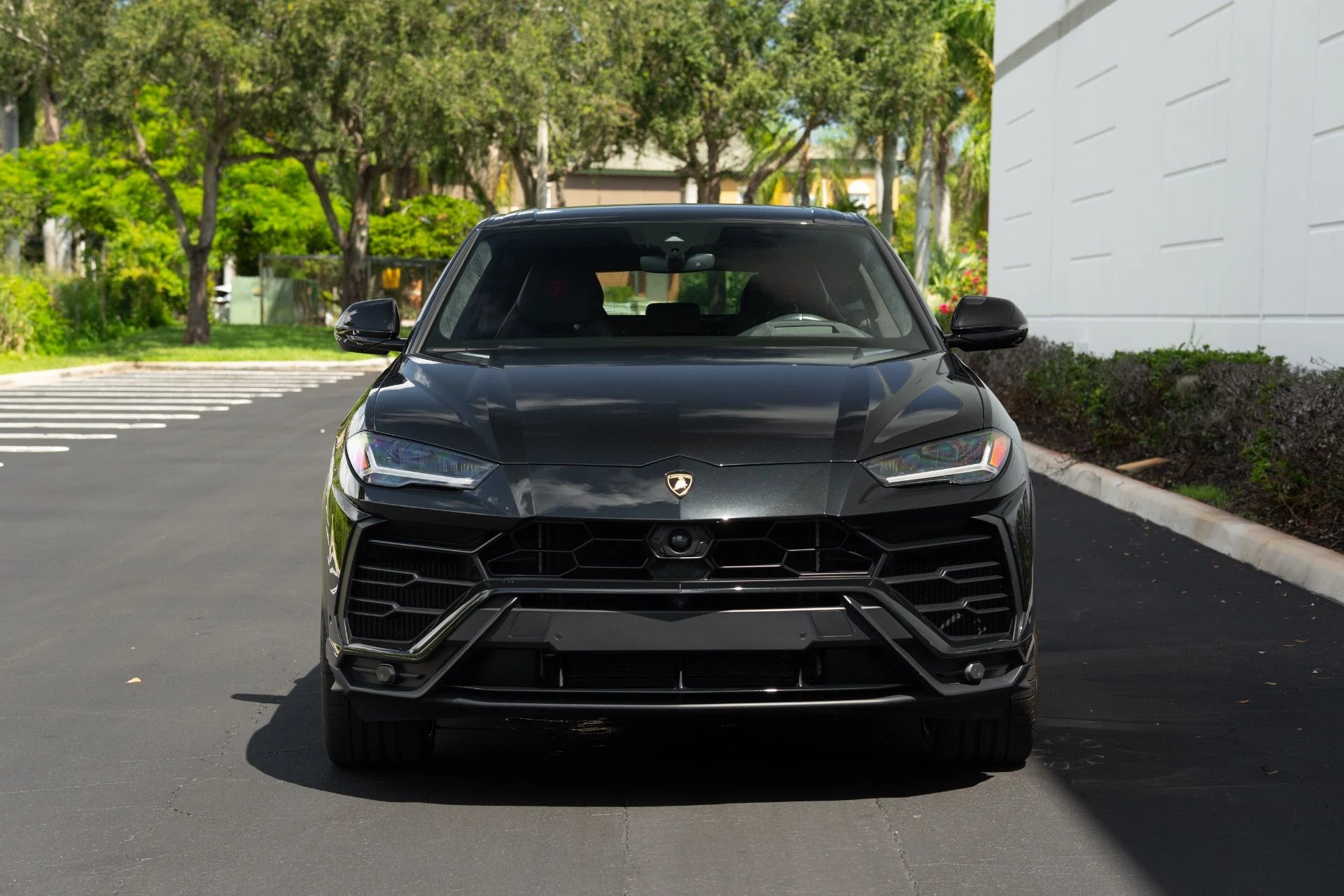 mph002_3432636679_Used_2020_Lamborghini_Urus_1758836559_e799c9d0ed
