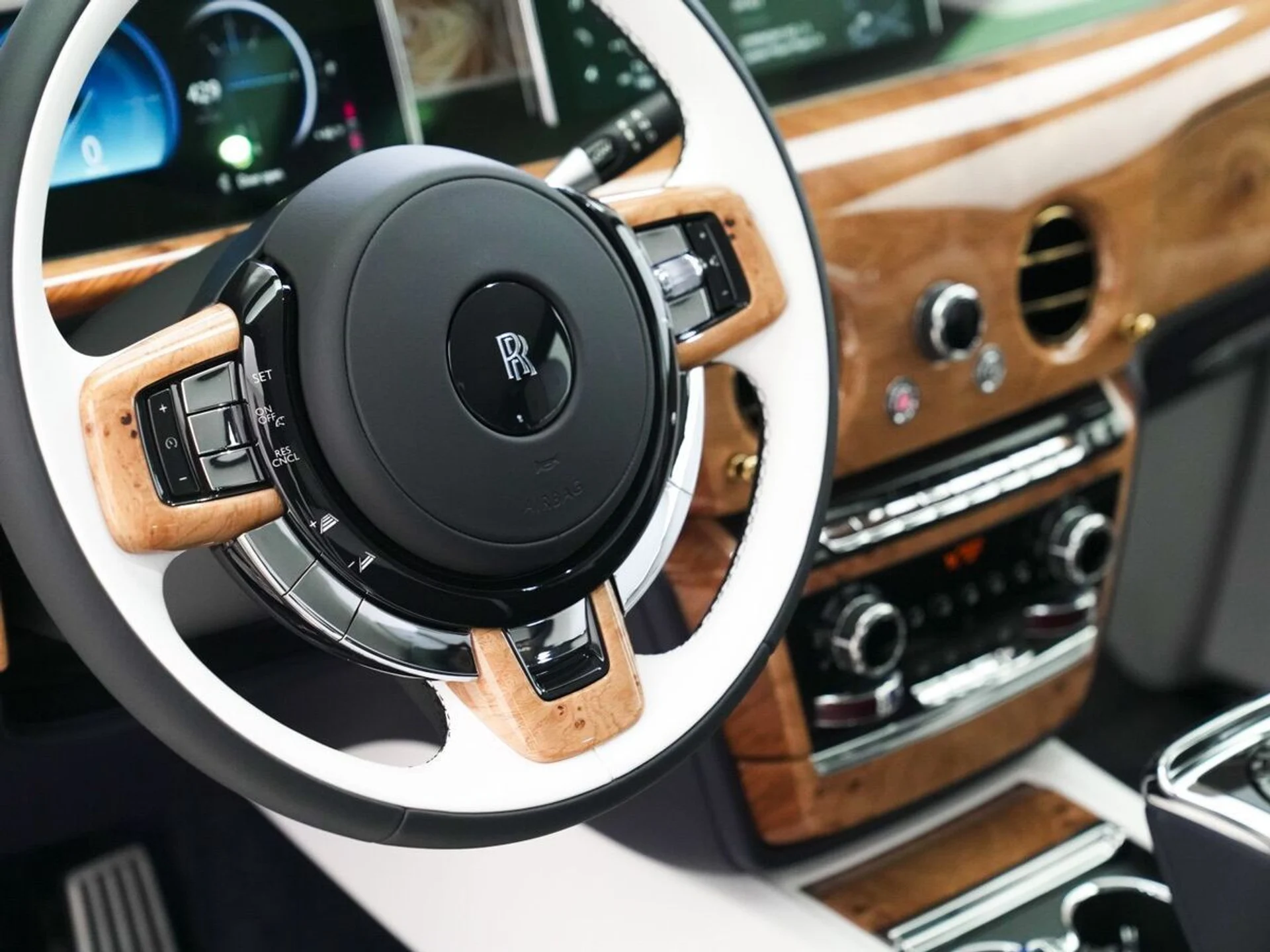 mph002_3439790203_c9xg6y80ogh3bux7rlkruqvoq0cn_987131321d