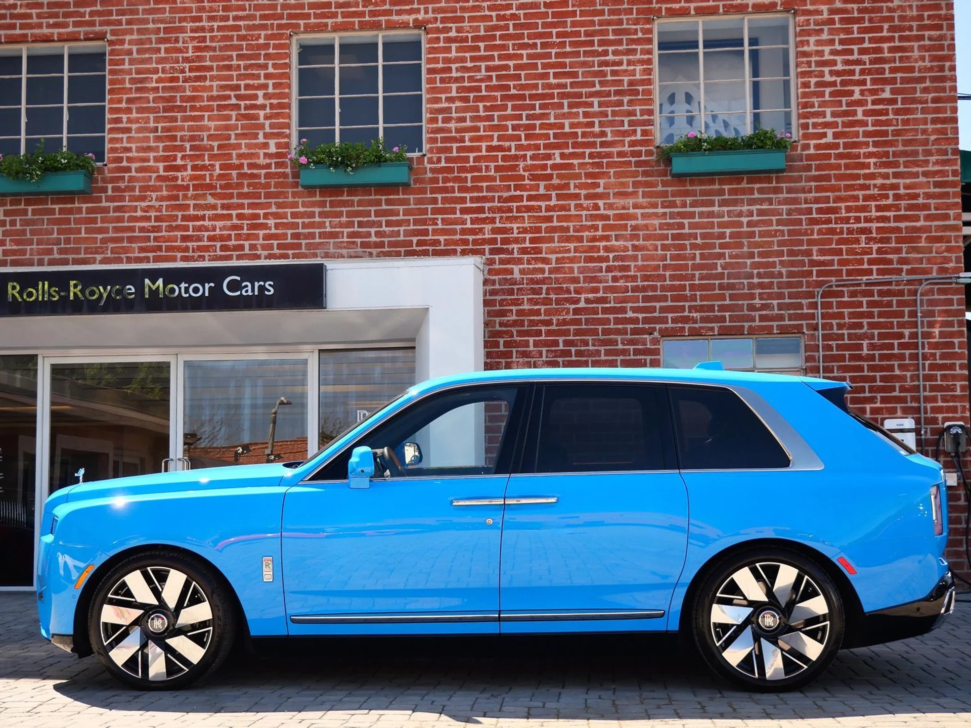 mph002_3444340048_0ee404af2b0d91fff2f0b1bdf94a0b6dx_38e1b07b6b