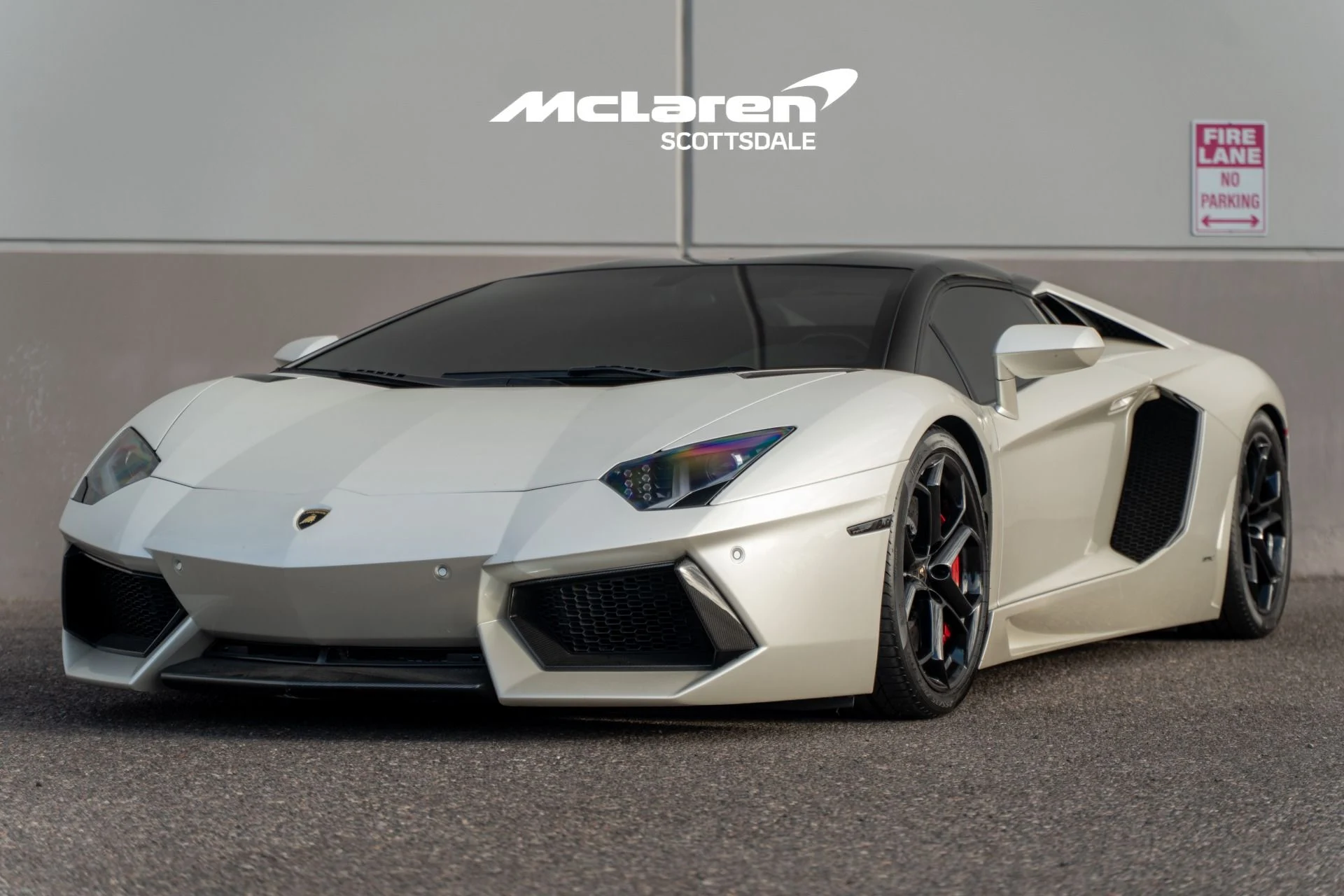 mph002_3446209543_Used_2015_LAMBORGHINI_AVENTADOR_LP_700_4_1771652889_7c8e709ff8