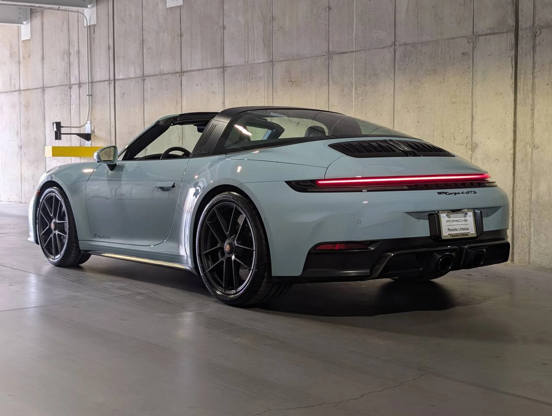 mph002_3449909826_3300566d9b49f7b2db1aa04563c789fcx_05c590f914