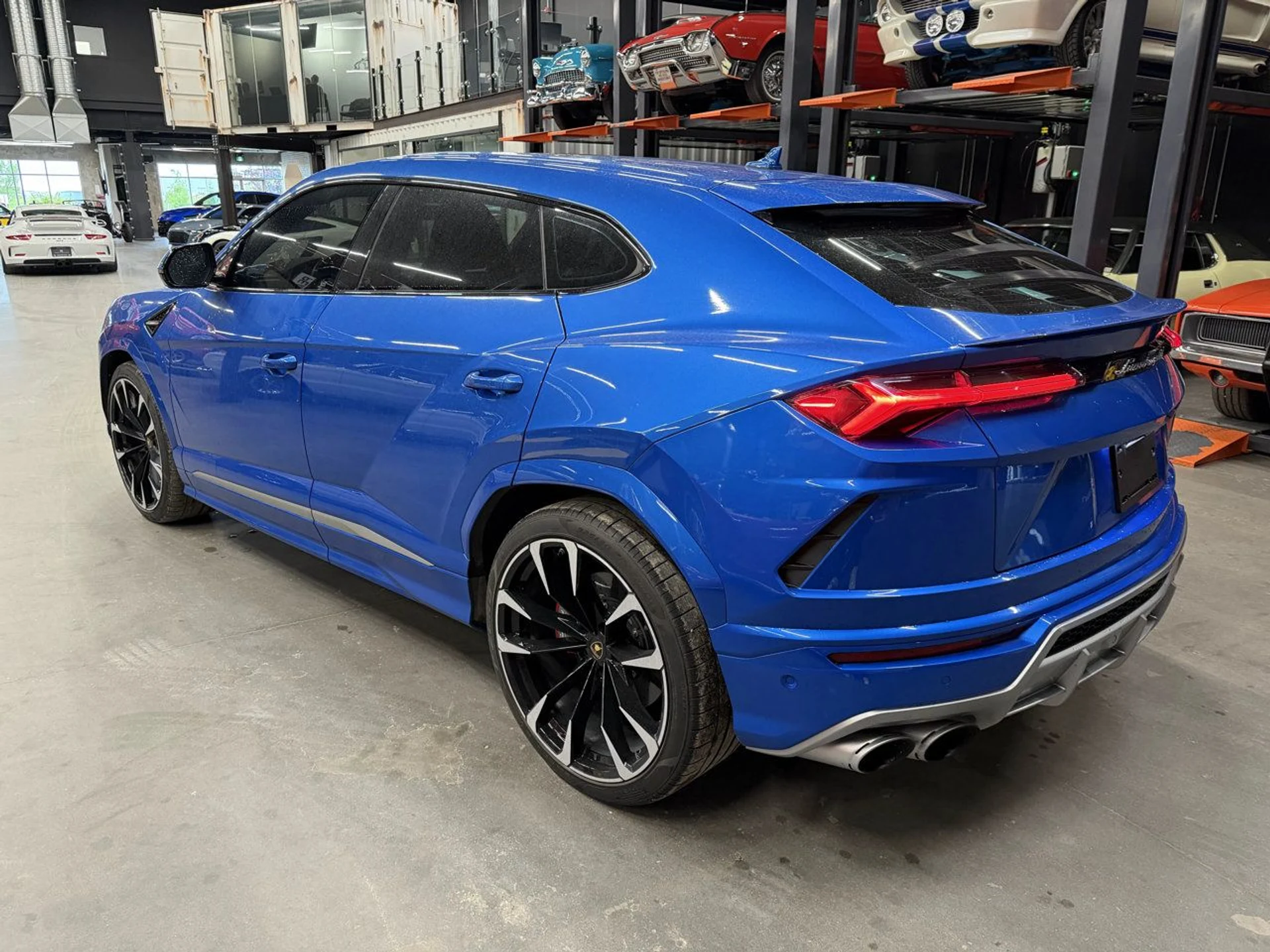 mph002_3456906988_lamborghini_urus_2020_46ab2e8825