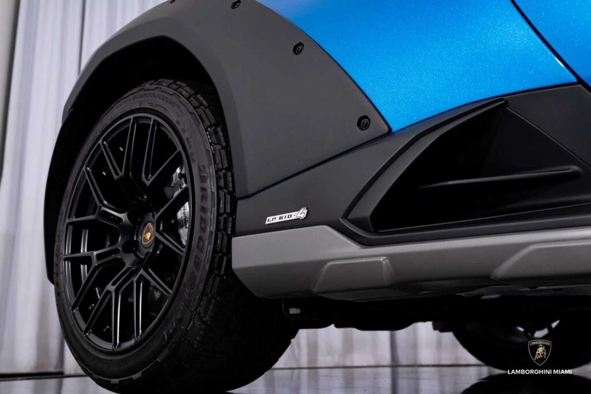 mph002_3458223509_05db3ae43e4ab5ac1b1a5471f18e97ee_40486014ed