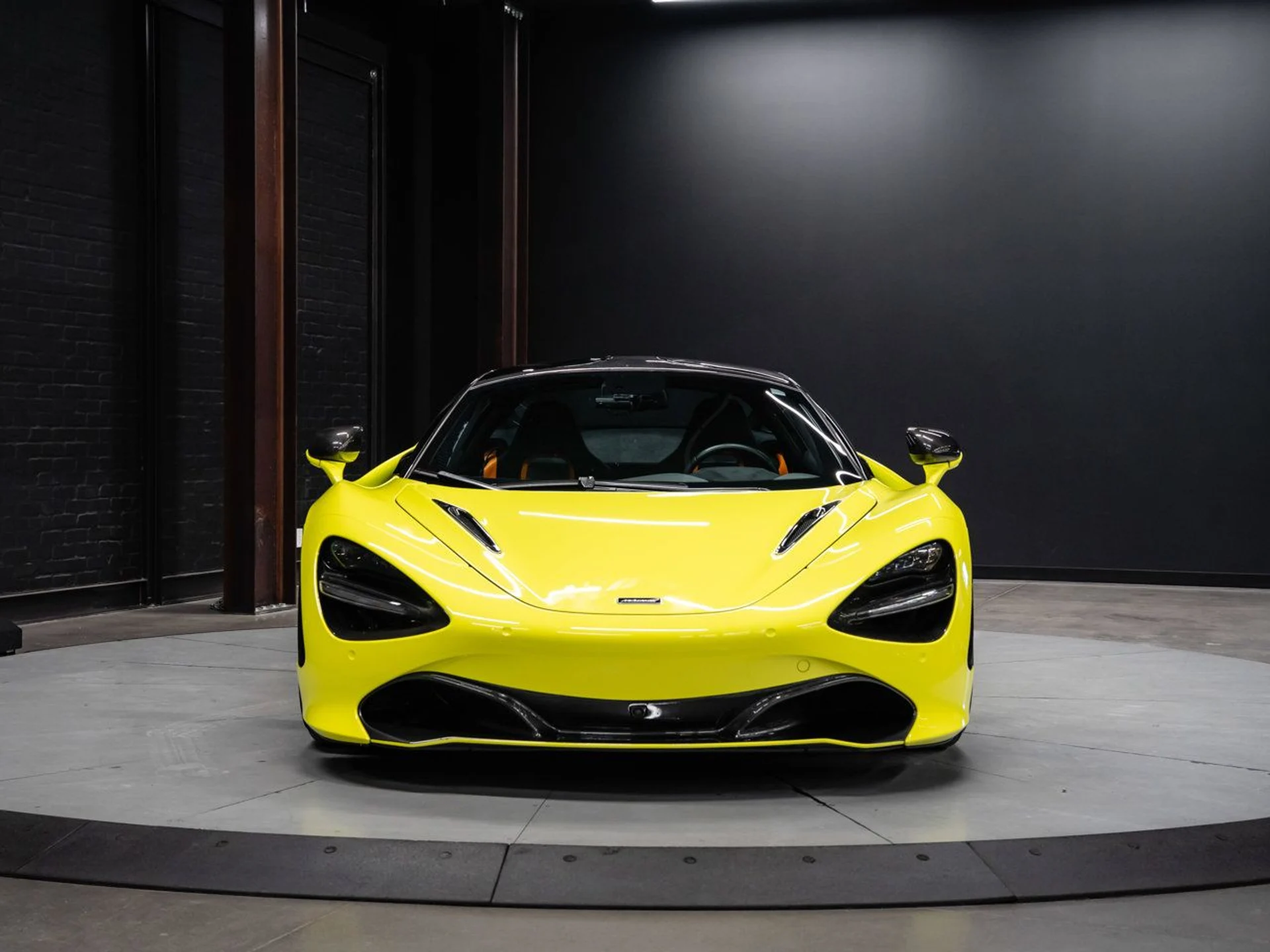 mph002_3460057999_mclaren_720s_2018_73c5e57a54