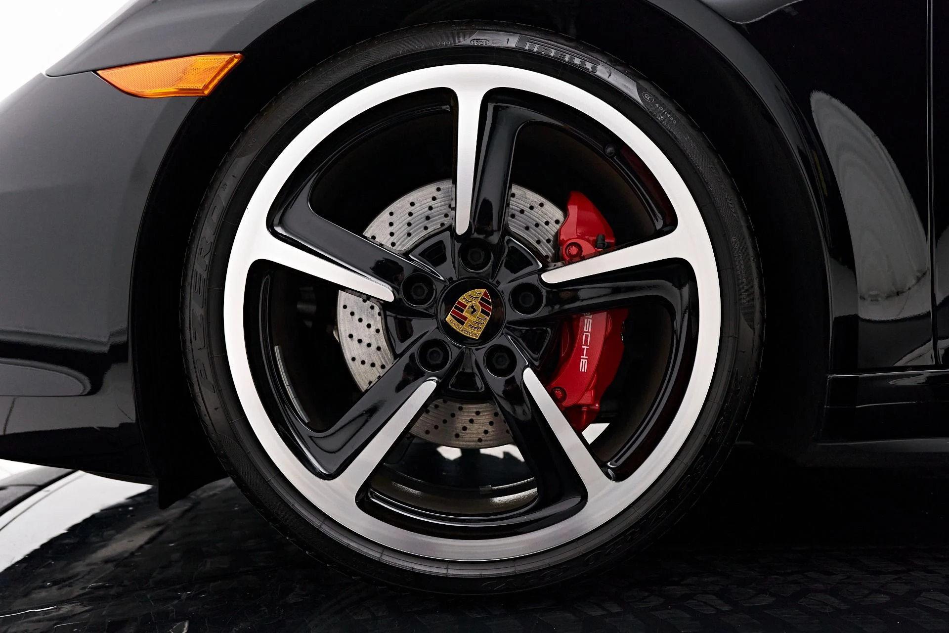 mph002_3465441863_Used_2016_Porsche_911_Targa_4_S_1708643466_3644e49abe