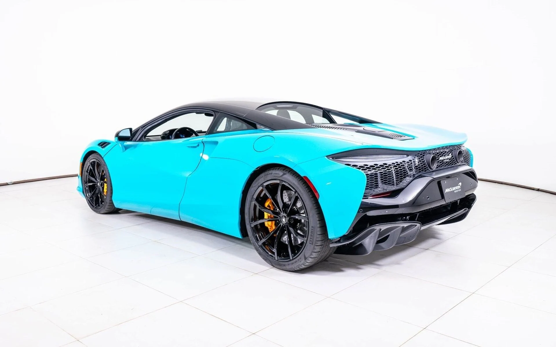 mph002_3467106236_f745fa22a60a6f9c91ef13bb3f7a50f0x_d91a8aa9c3