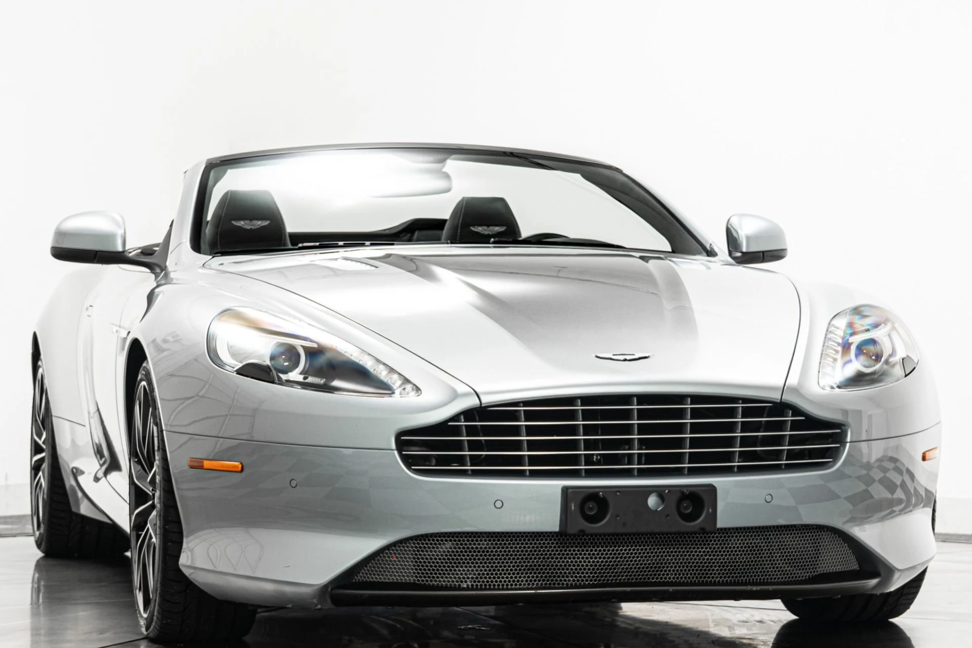 mph002_3467636540_Used_2014_Aston_Martin_DB_9_Volante_Centenary_Edition_1758295697_0c3bb6c179