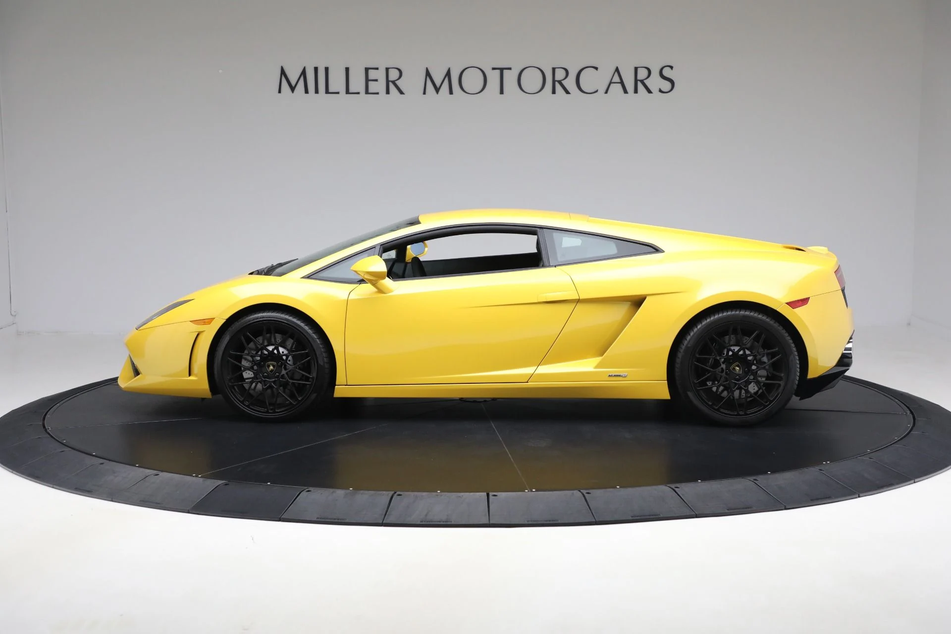 mph002_3468159020_Used_2011_Lamborghini_Gallardo_LP_550_2_9595f26e49