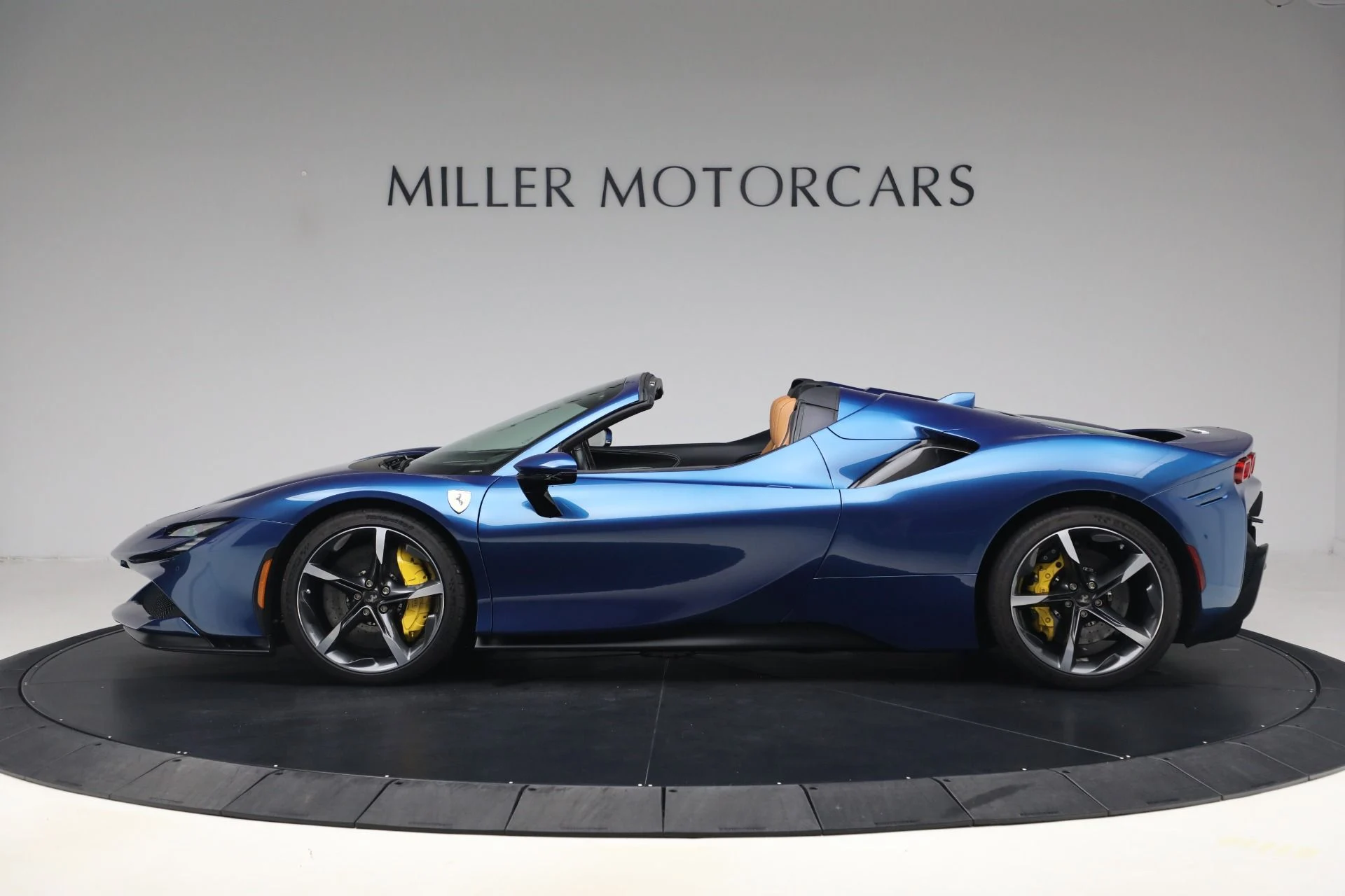 mph002_3468972263_Used_2024_Ferrari_SF_90_Spider_1791405464_221a74b6df