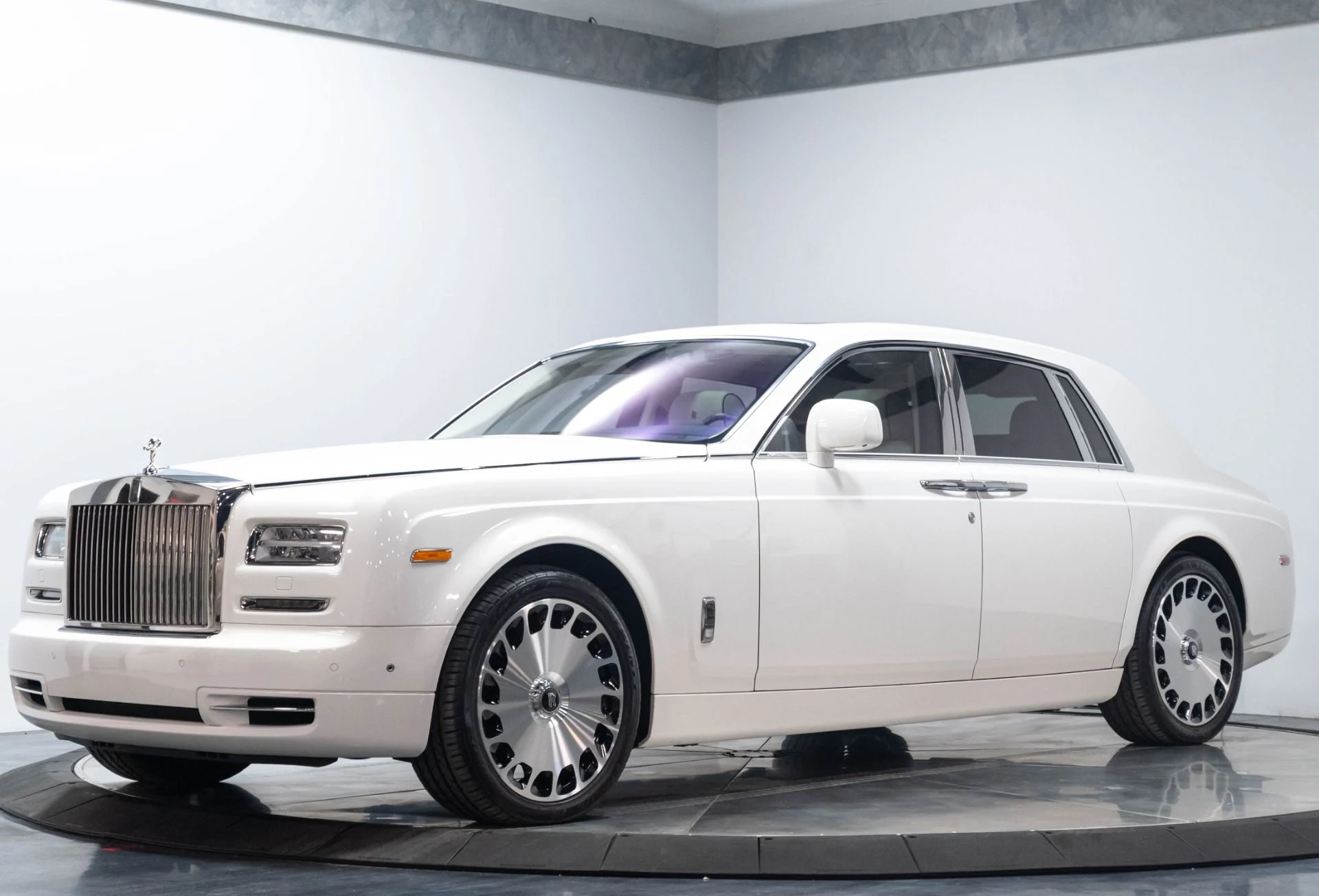 mph002_3483955832_Used_2013_Rolls_Royce_Phantom_1784226914_7fb4a59884