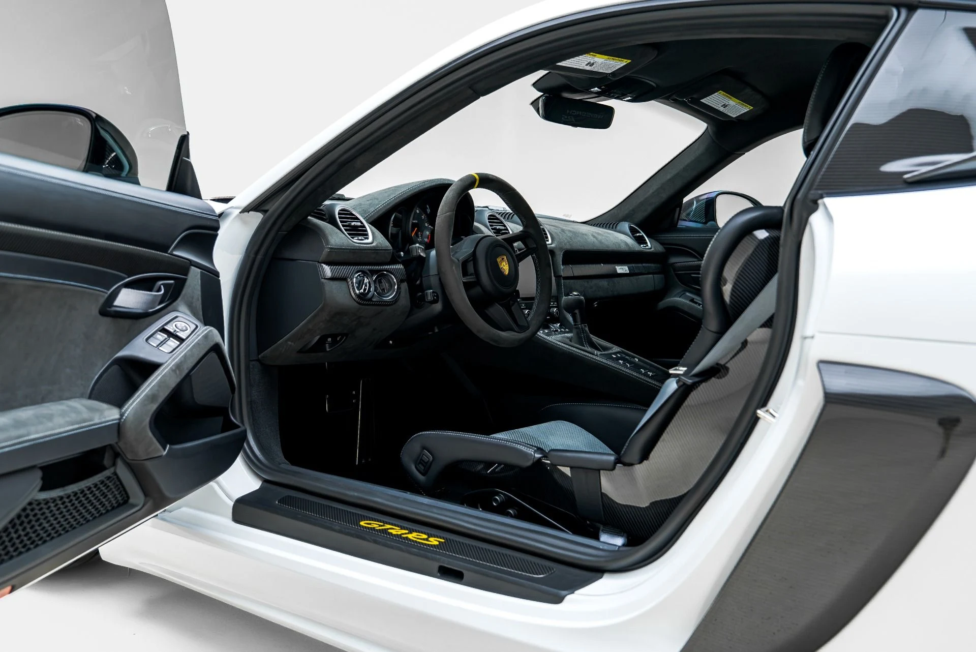 mph002_3499837180_Used_2023_Porsche_718_Cayman_GT_4_RS_1785250135_ea2ddf0c01