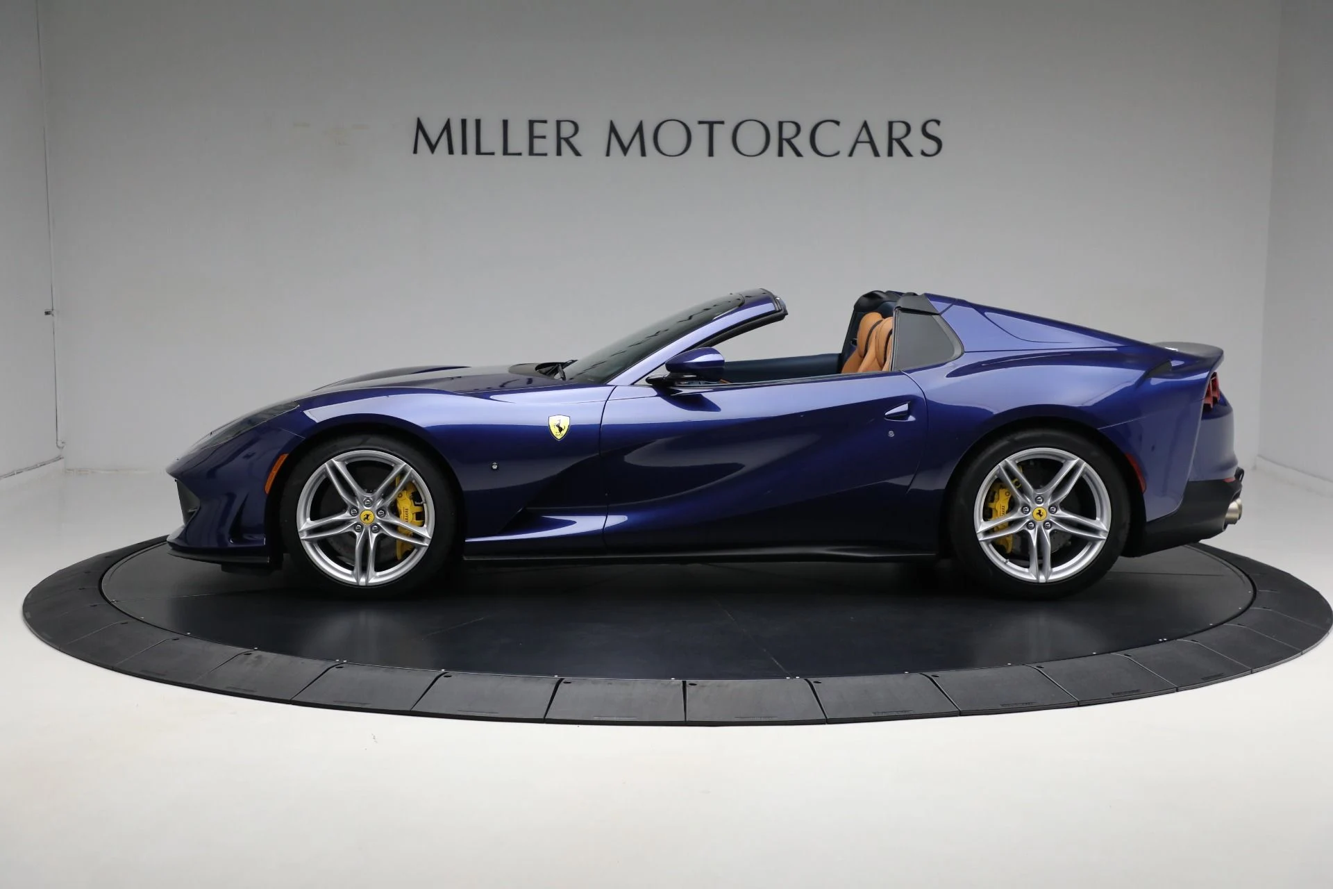 mph002_3500872532_Used_2023_Ferrari_812_GTS_bae0b5f0de