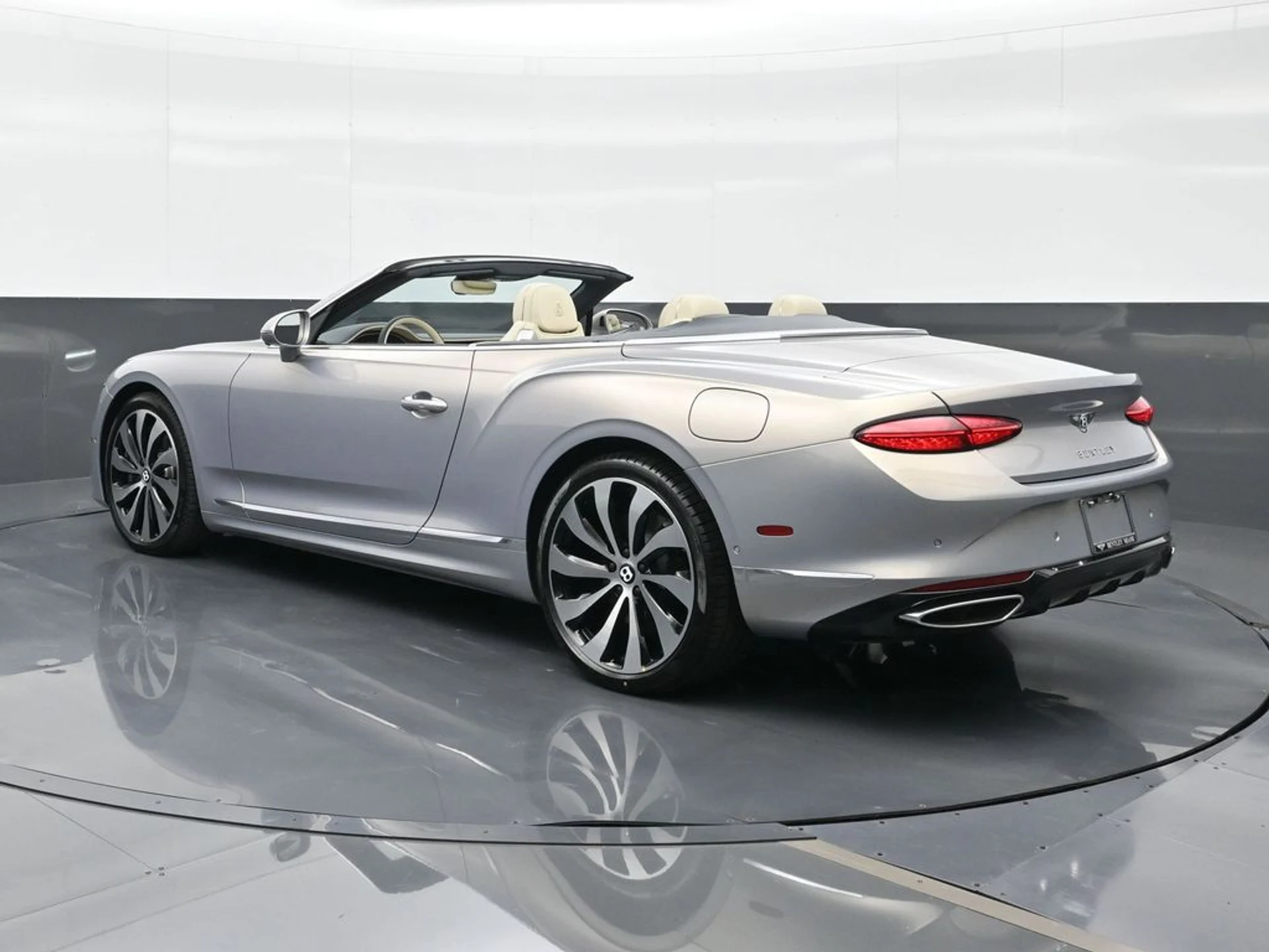 mph002_3502682043_afefceb65f6f5adc2bf98779ddf058c7x_f127c53461