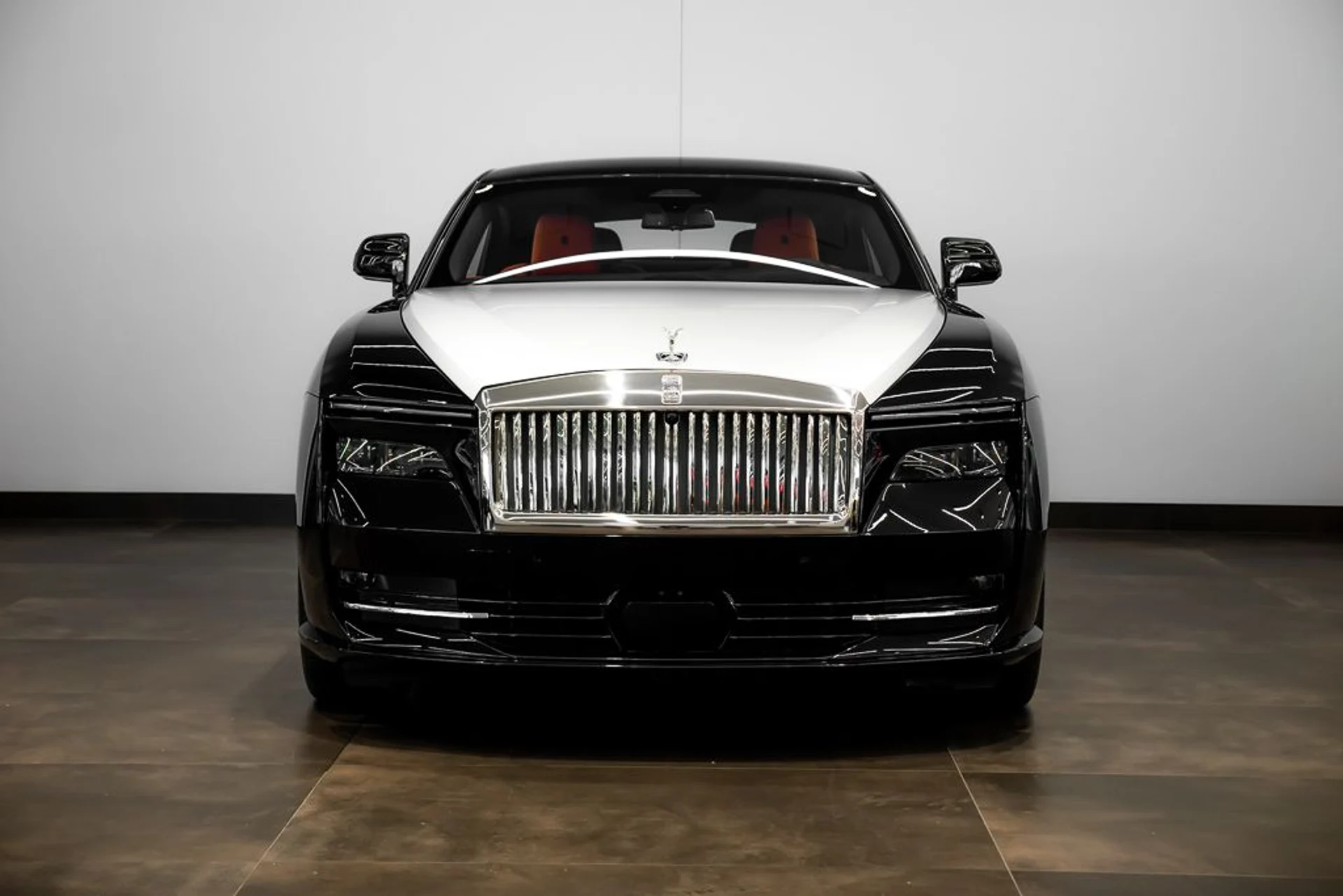 mph002_3515121235_rolls_royce_spectre_2024_jpg_v_1773863537_29d1de5a70