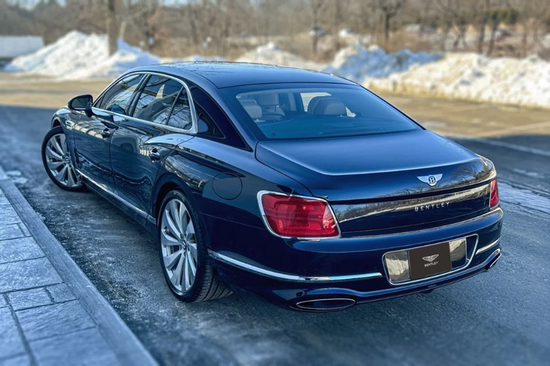 mph002_3517245281_New_2026_Bentley_Flying_Spur_1770289044_6cea5f3dab