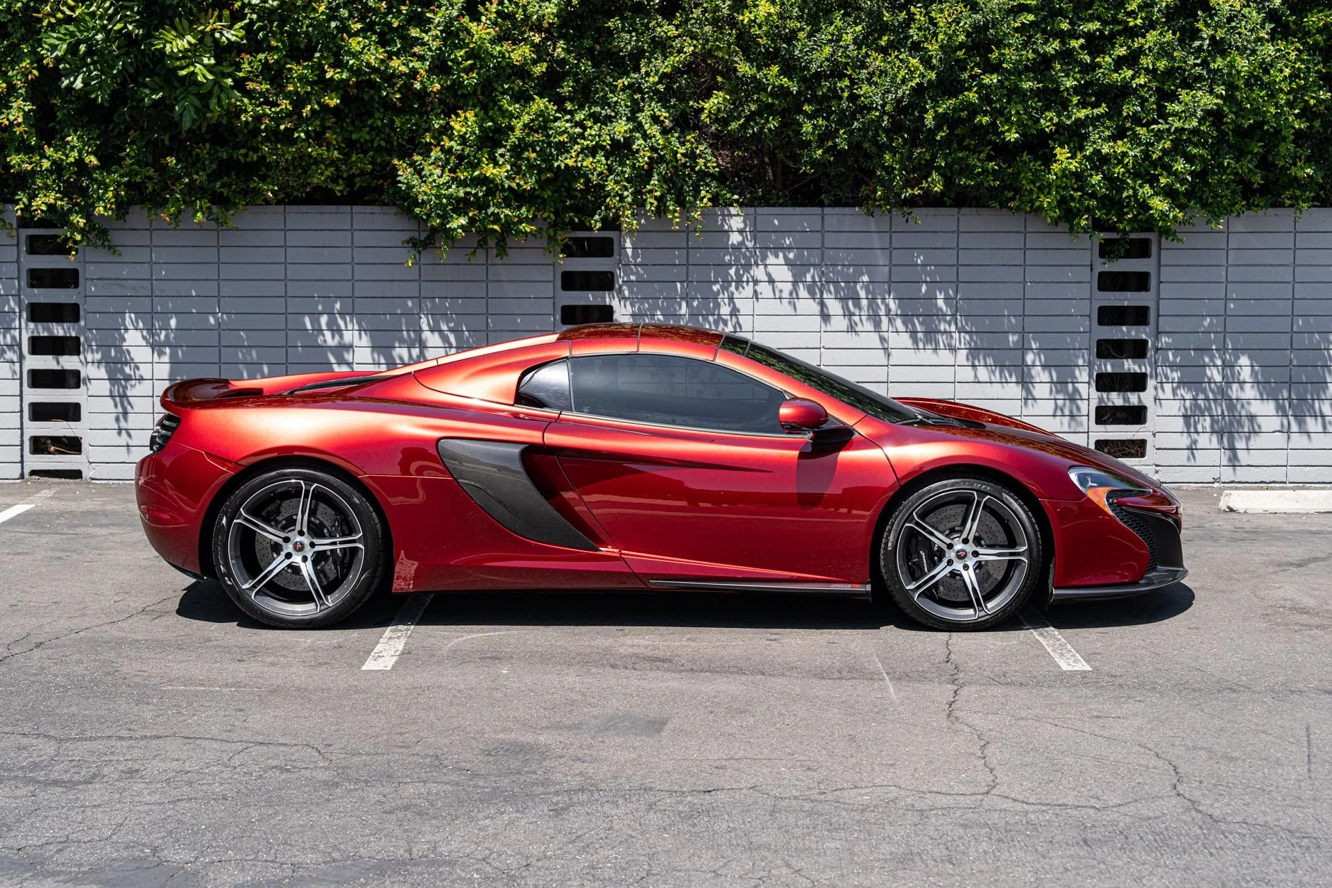 mph002_3521614292_Used_2015_Mc_Laren_650_S_Spider_1754071742_99a59c5618
